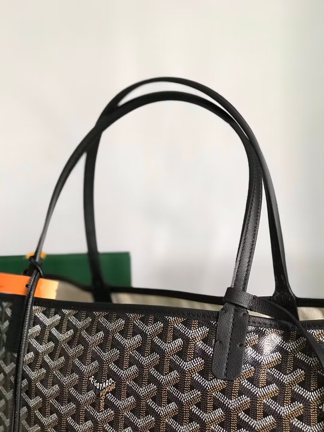 Go*ard small saint l0*is bag 28 cm x 15 cm x 34 cm