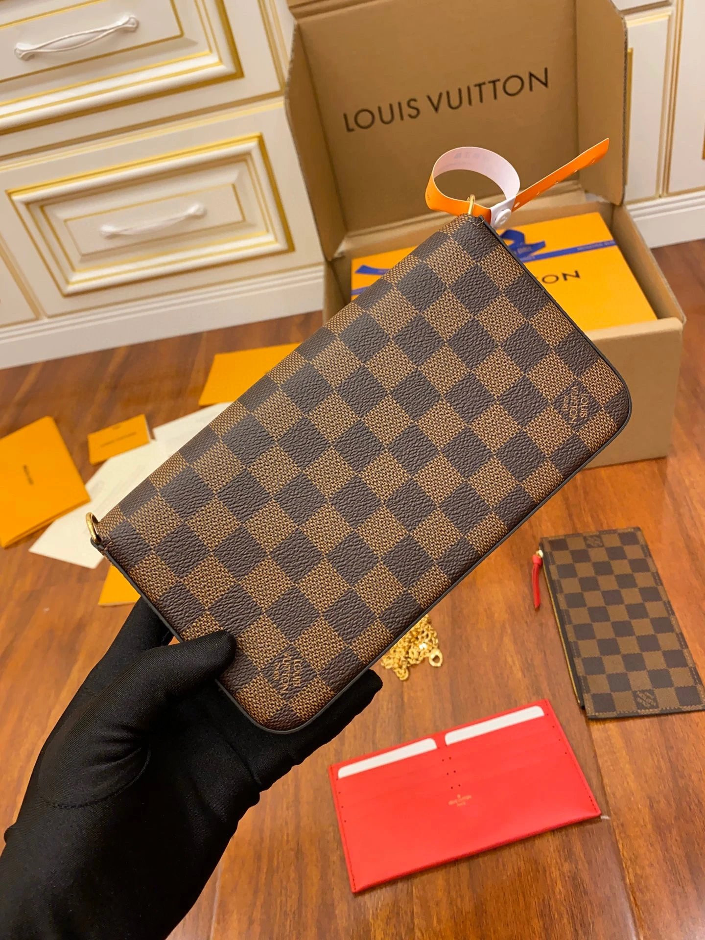 LV FELICIE POCHETTE N63032