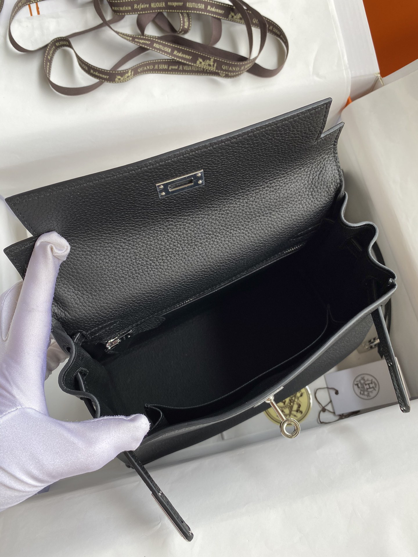 HERMÈS Kelly Silver-tone Hardware 25 28