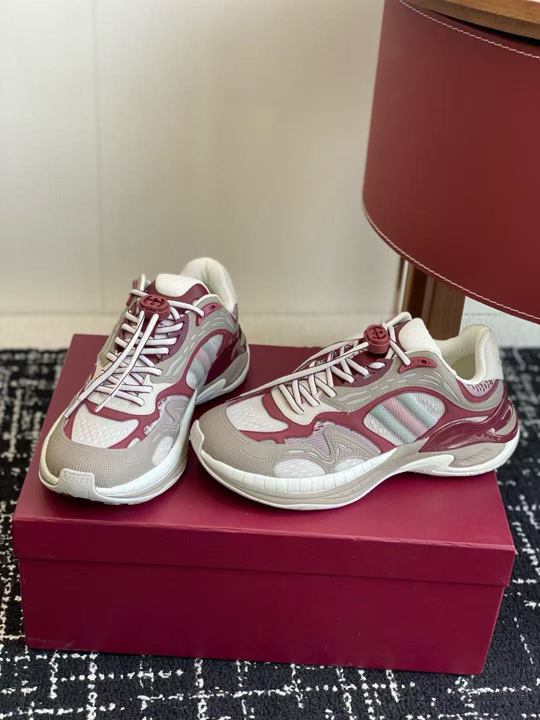 ua G*u*i 2.0 sneaker