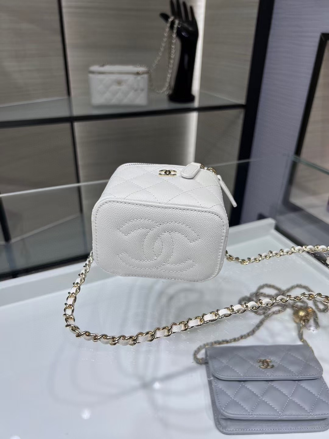 Ch*el small vanity with chain 9.5x13x6cm