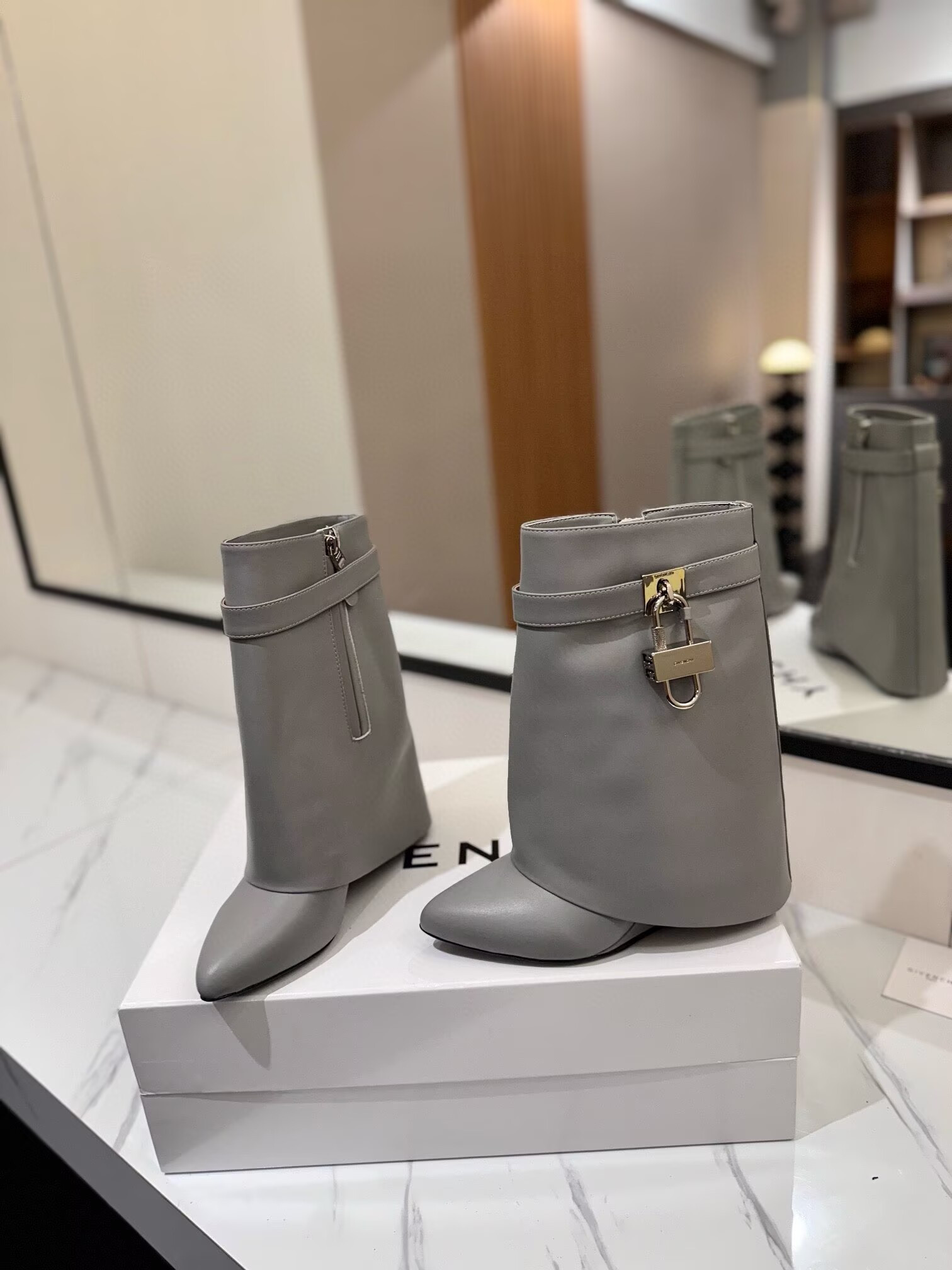 UA Givenchy Boots