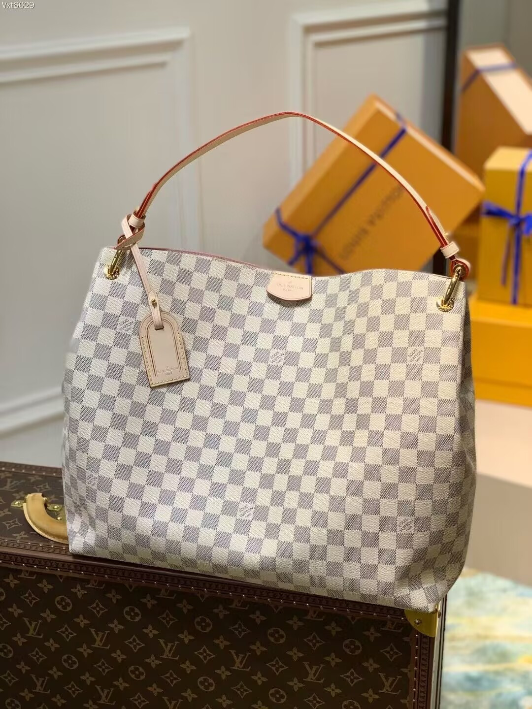 LV Graceful MM N42233 41x35x14cm