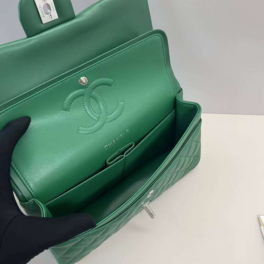 Ch*el flap bag 25x15x6cm