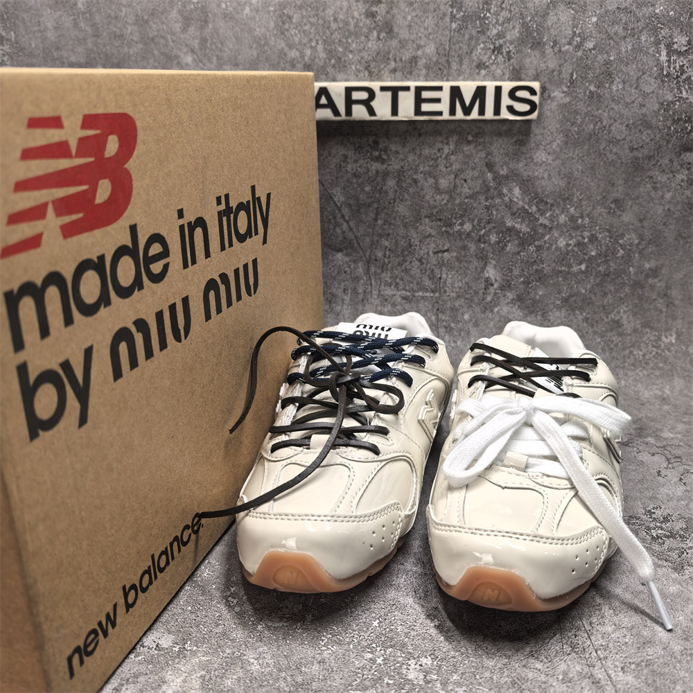 UA Miu Miu x New Balance 530 SL leather sneakers