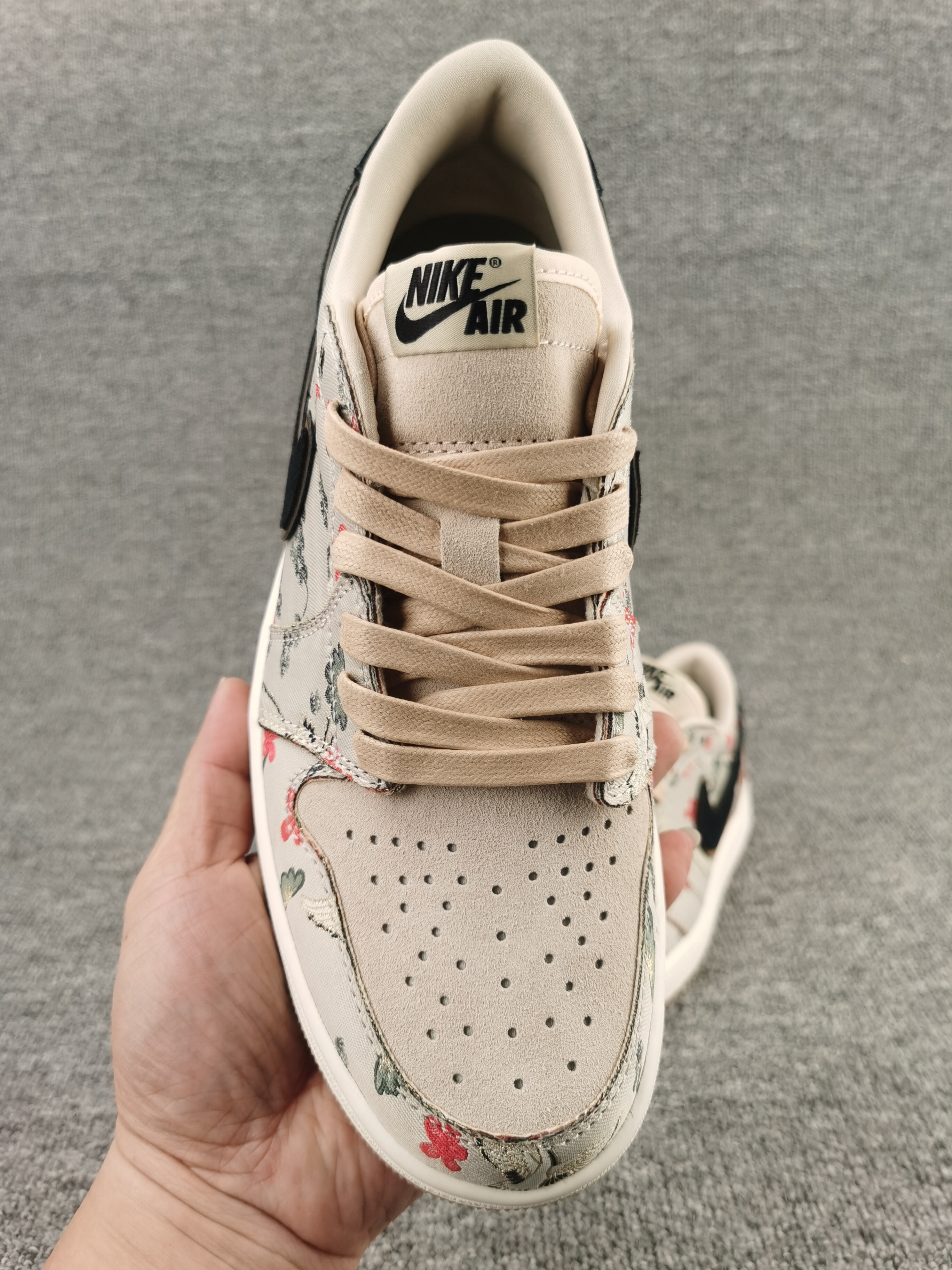 UA Jordan 1 Retro Low OG