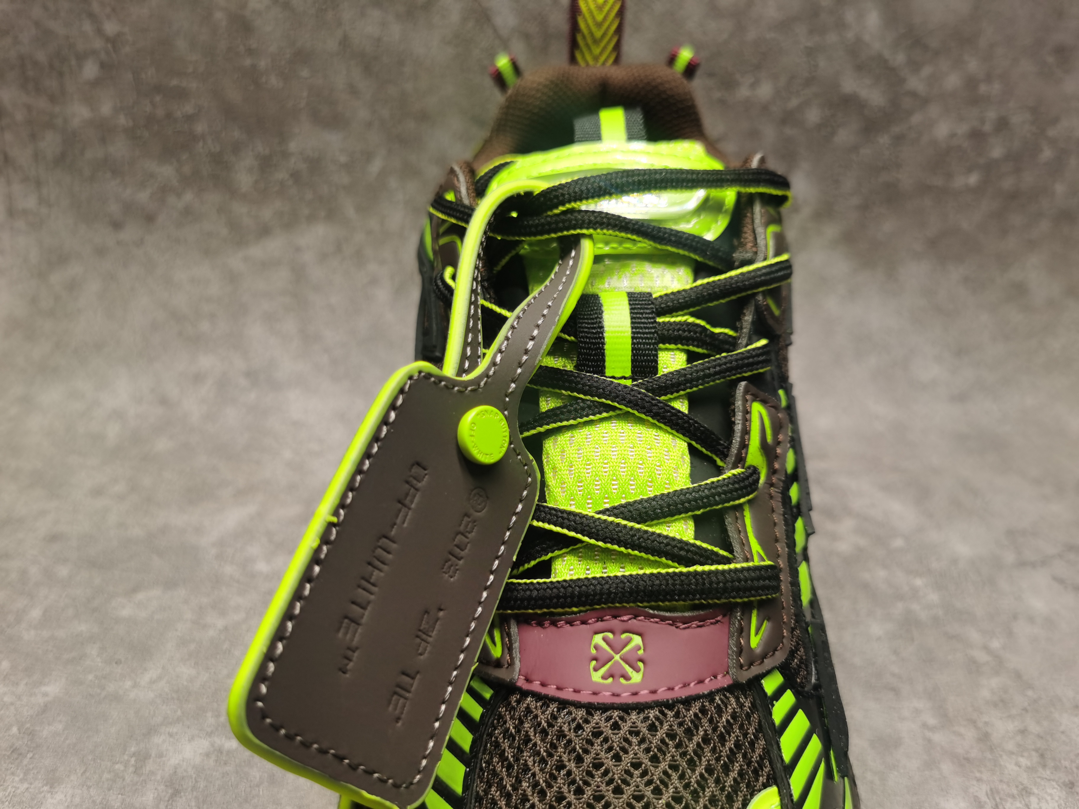 UA Off-White "BE RIGHT BACK"