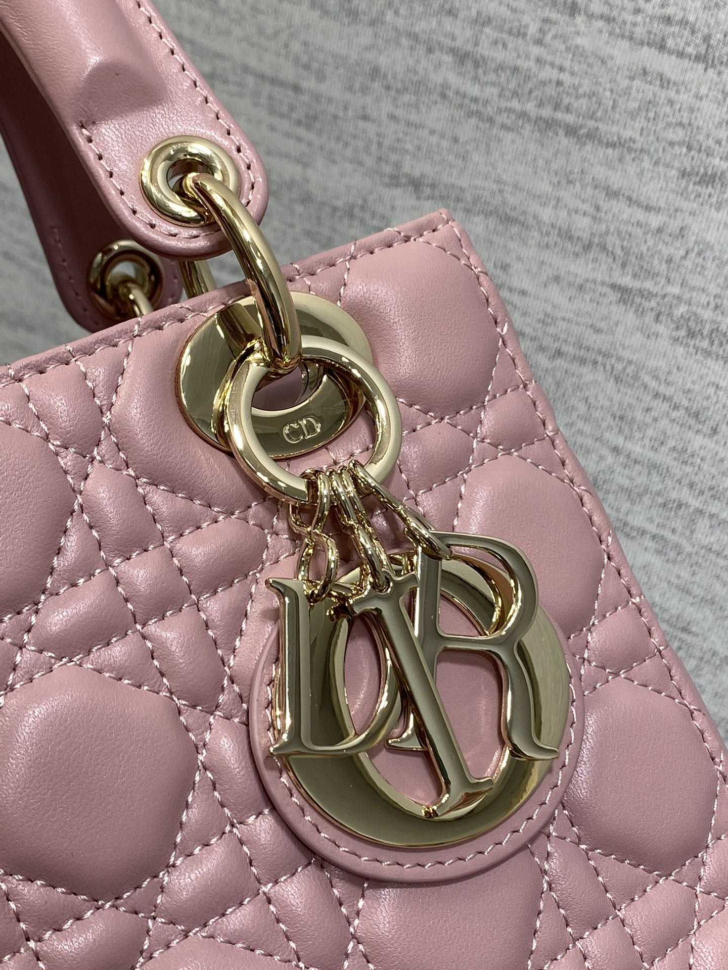 small lady D*or my abcD*or bag 8 x 6.5 x 3 inches