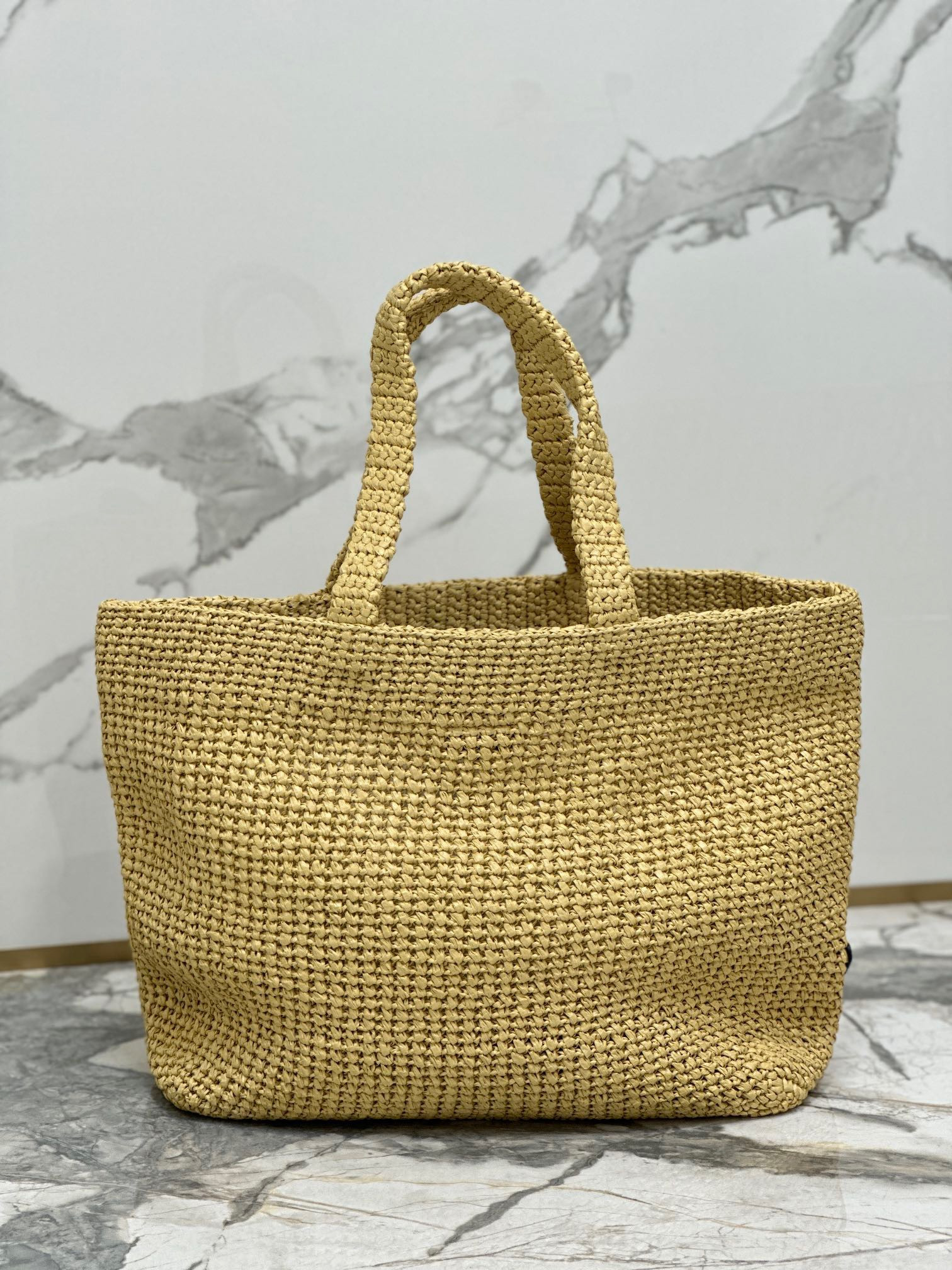 Pra*a crochet tote bag color natural