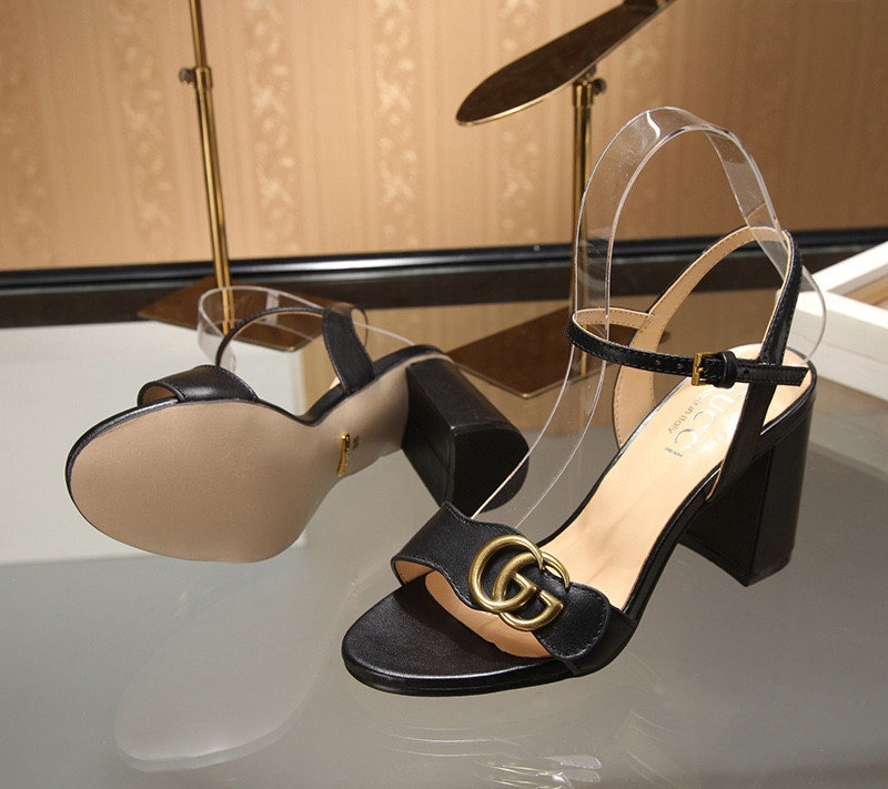 ua G*u*i horsebit mid-heel sandal