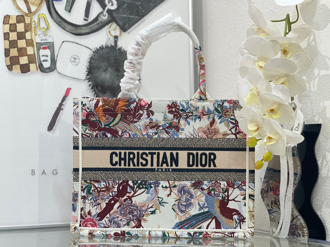 medium D*or book tote white multicolor dragon zodiac embroidery 36 x 27.5 x 16.5 cm