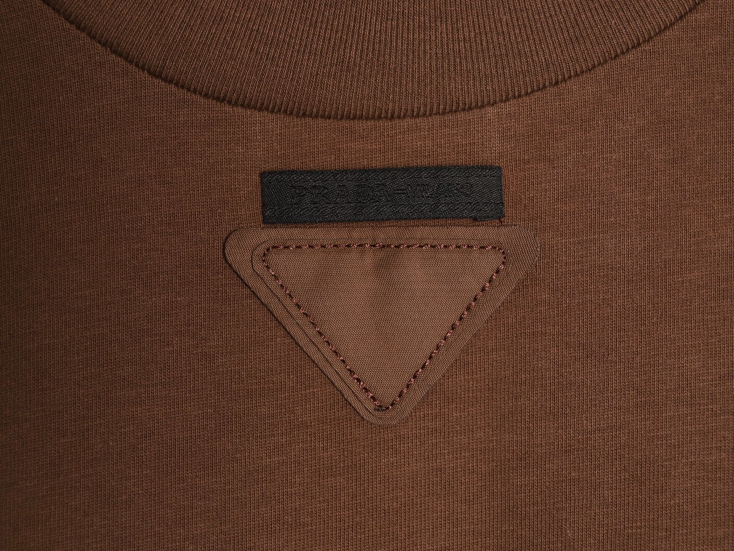Pra*a long-sleeved t-shirt