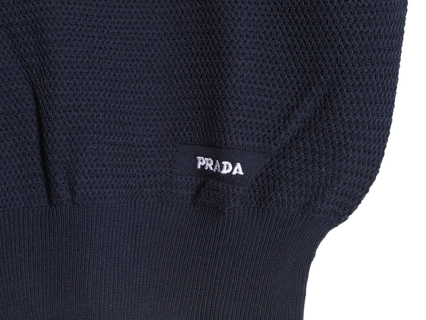 Pra*a prd knitting short-sleeved