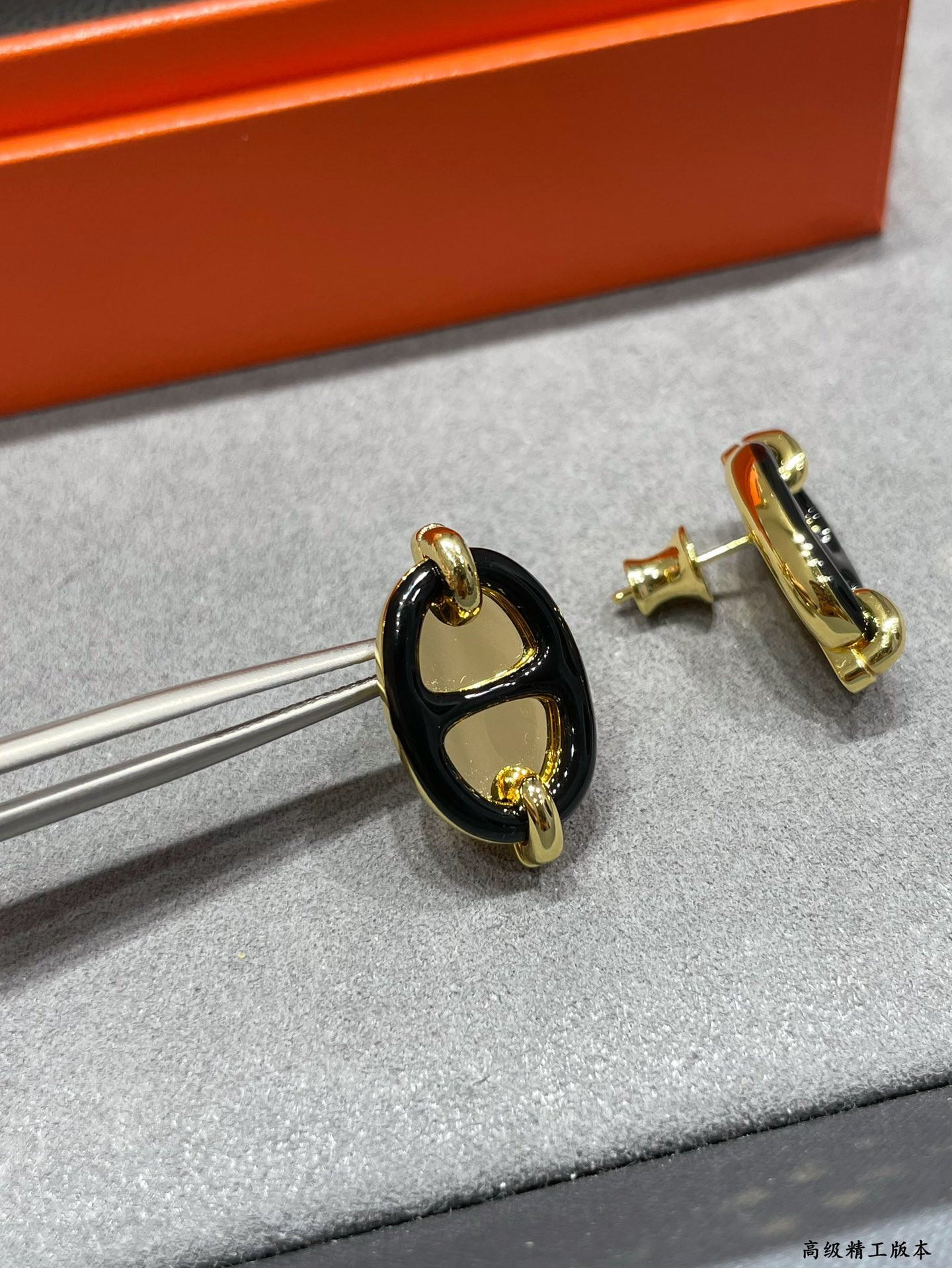 H**me5 mini maillon earrings