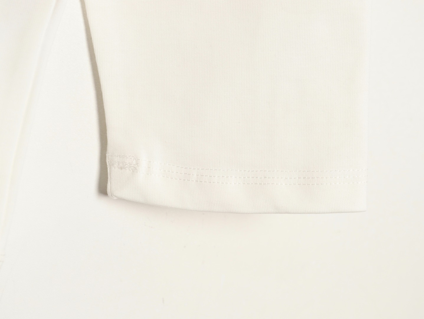 L0ew* 25fw long-sleeved t-shirt