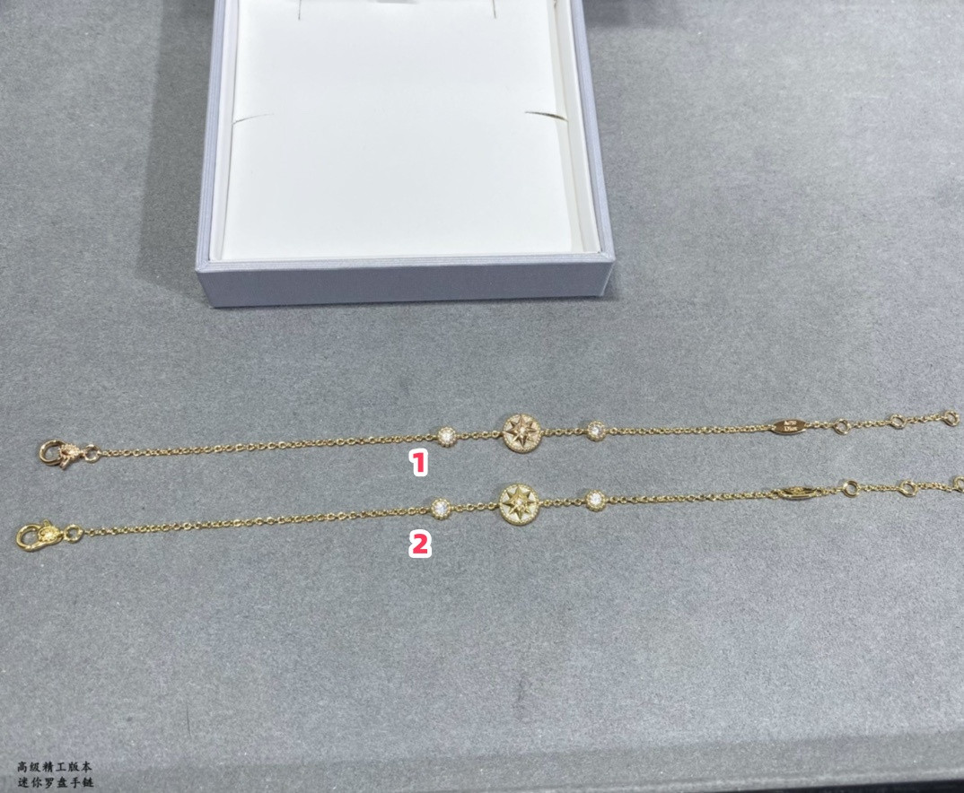 D*or mini compass bracelet