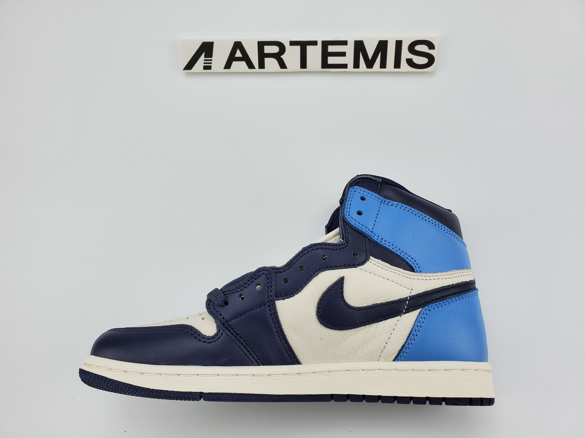 Air Jordan 1 Retro High  "Obsidian Blue"