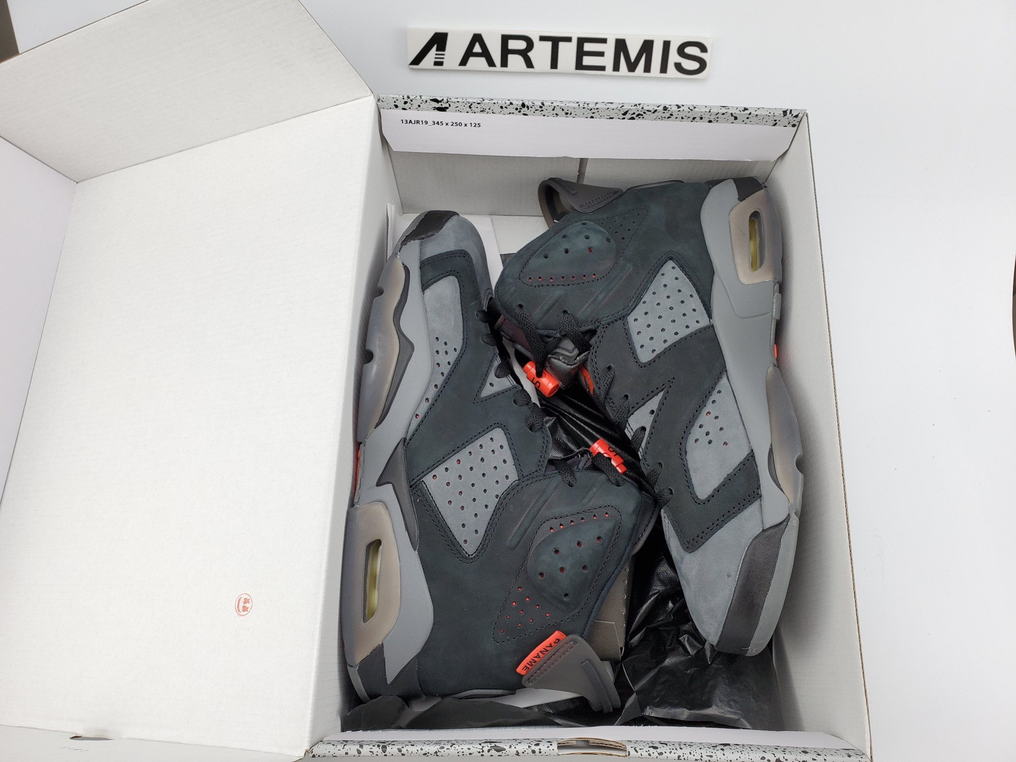 AIR JORDAN 6 “PSG”