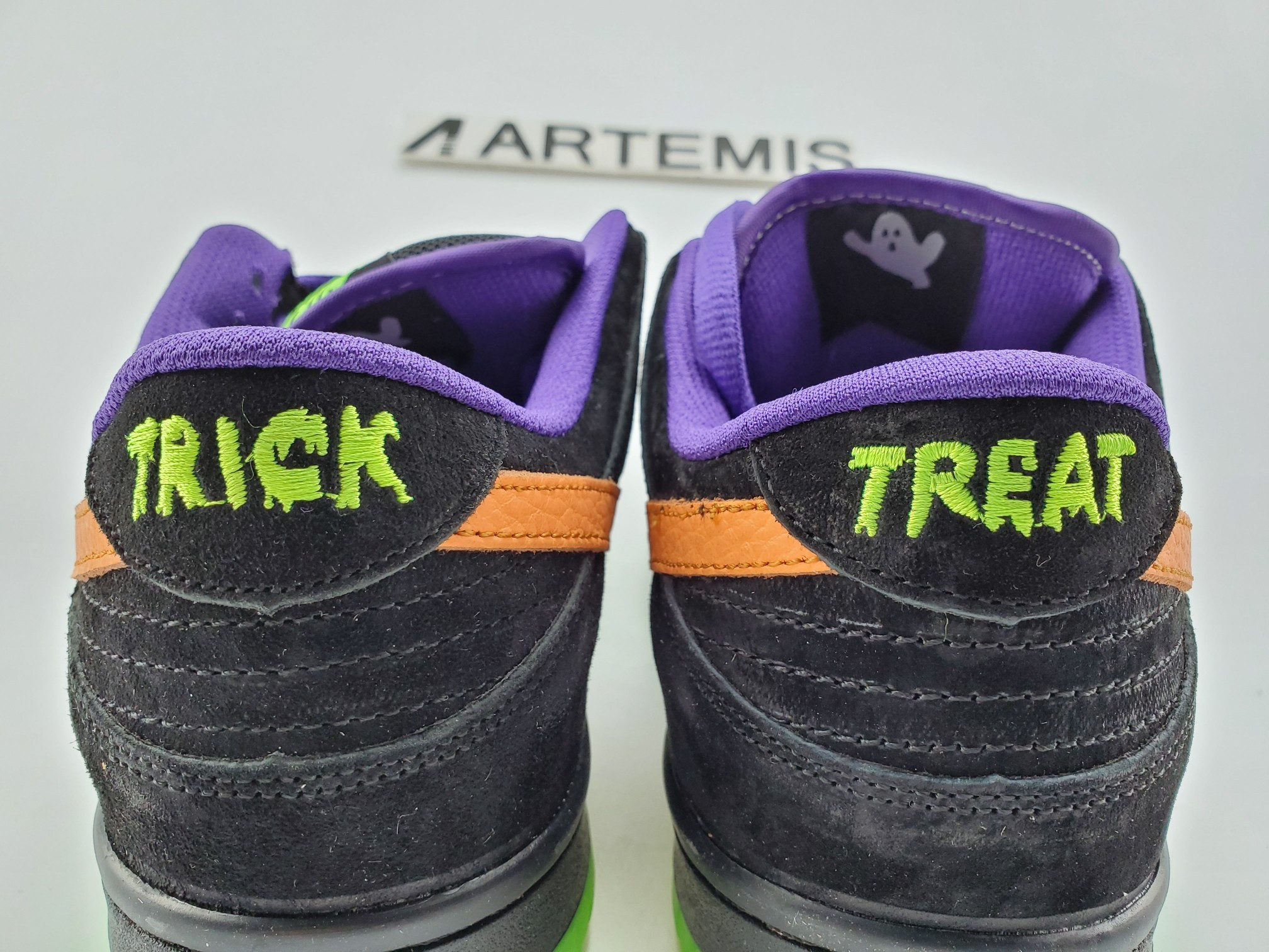 Nike SB Dunk Low Night of Mischief Halloween