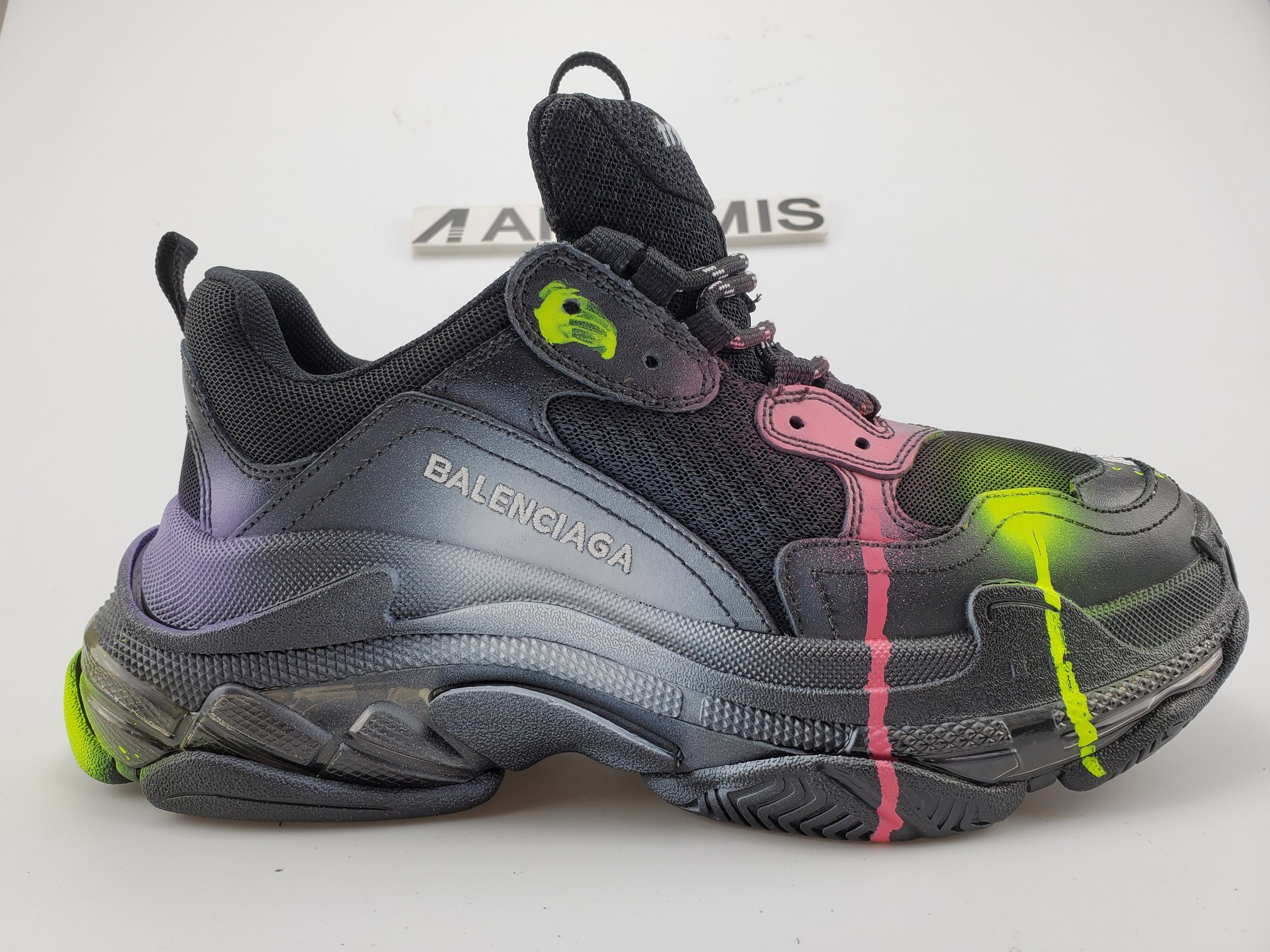 Balenciga Triple S Graffiti