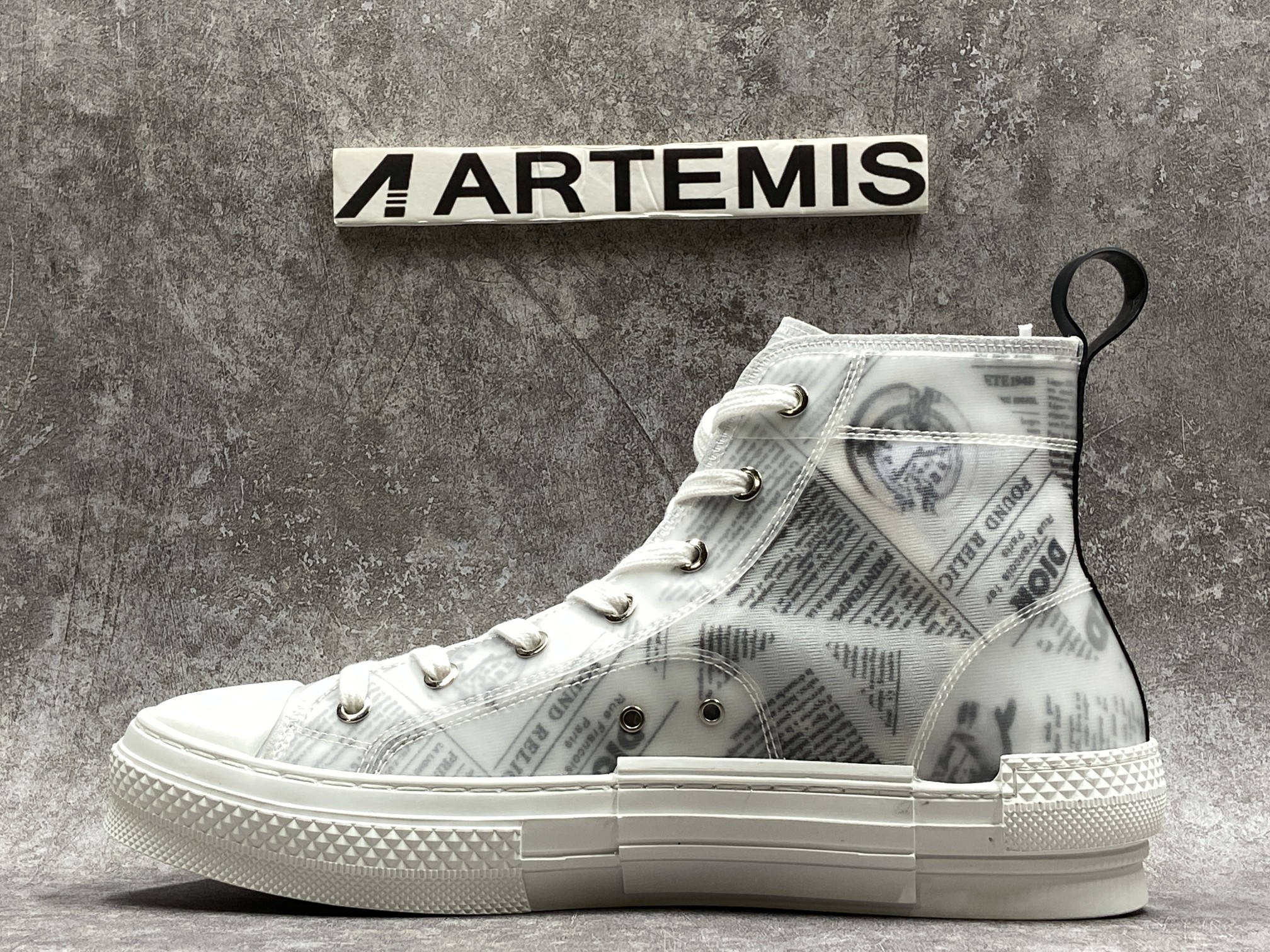 D*or b23 high top daniel asham newspaper