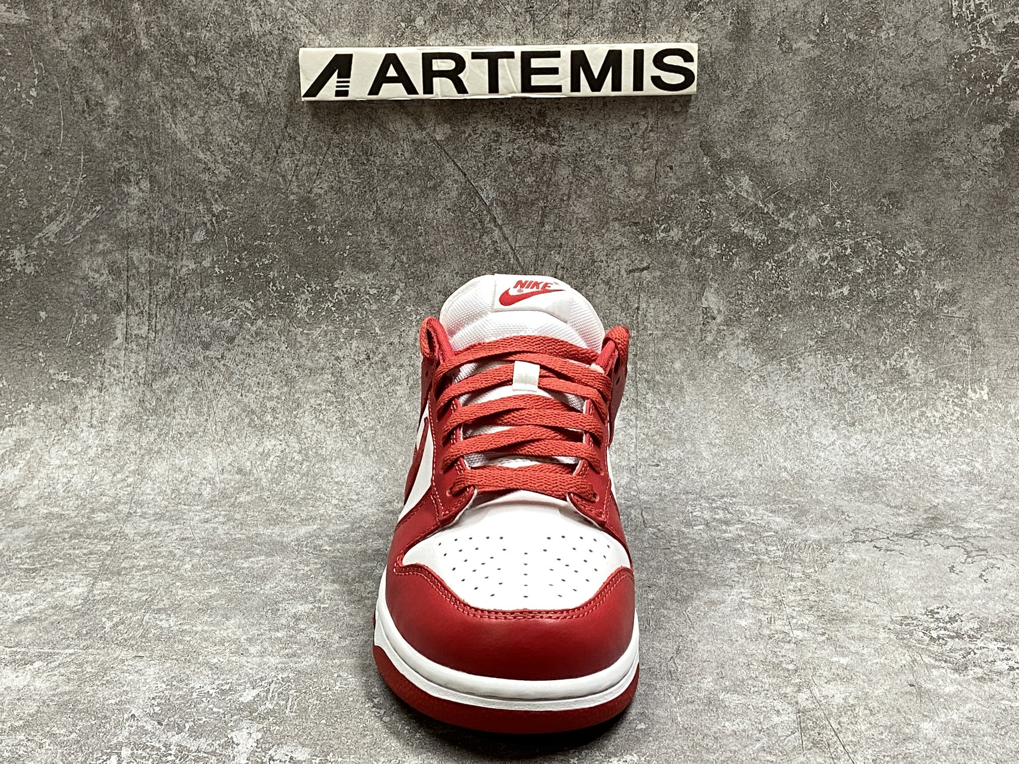 Nike Dunk Low SP “University Red”
