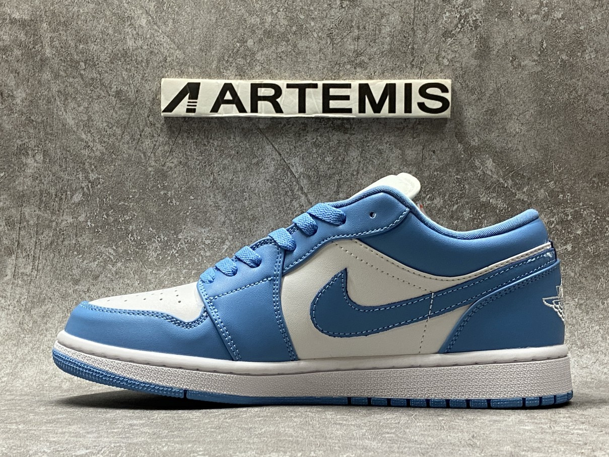 Air Jordan 1 Low UNC