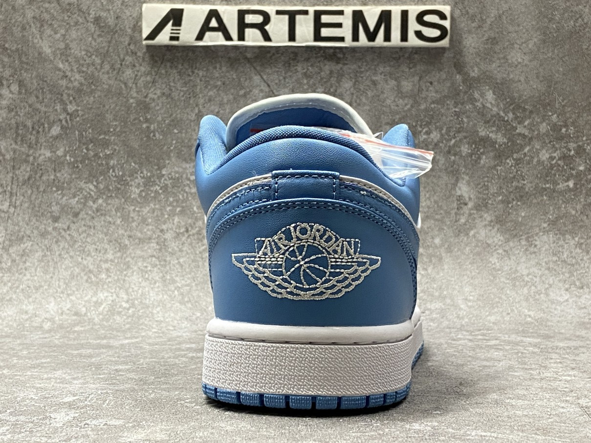 Air Jordan 1 Low UNC