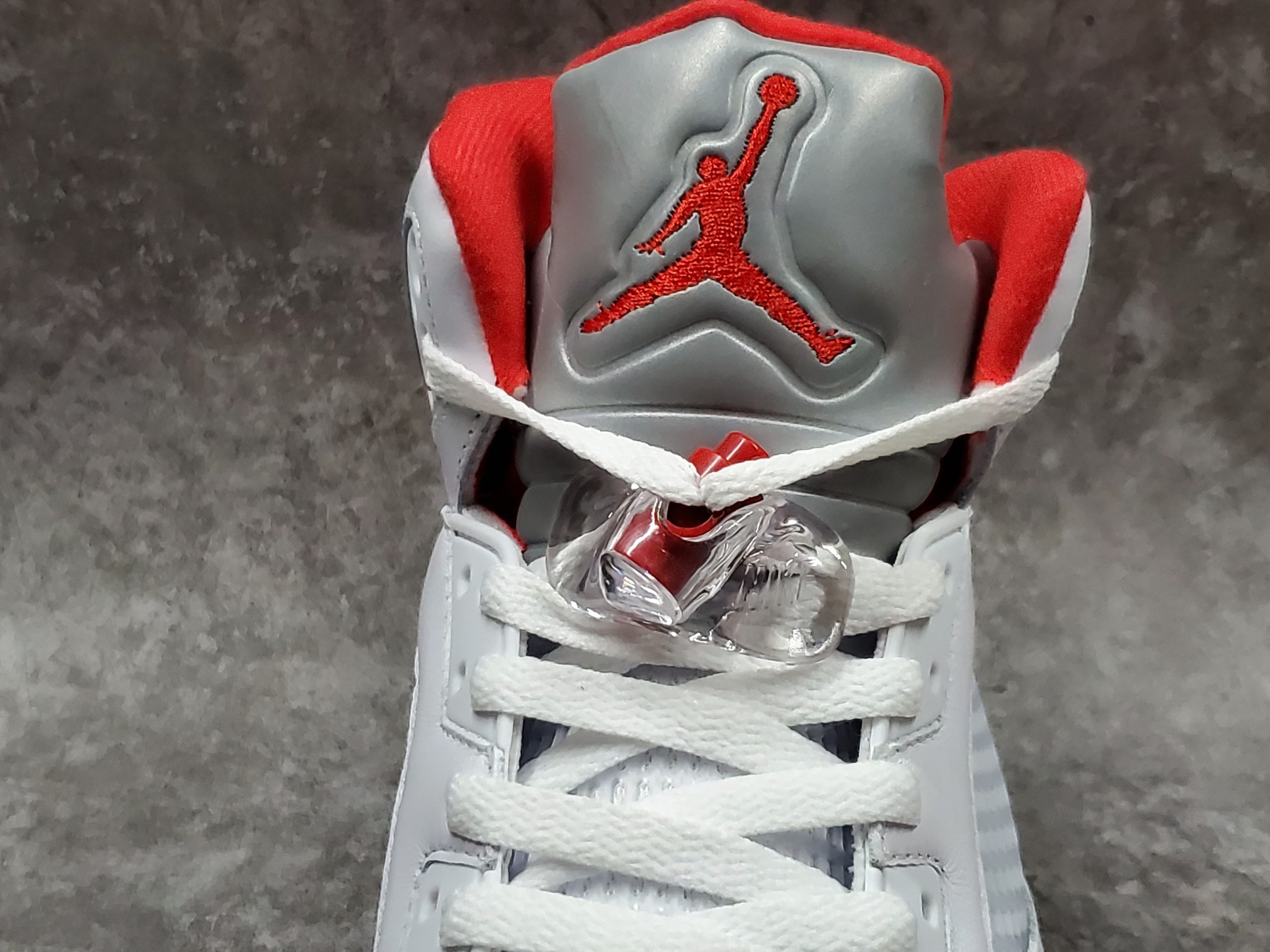 Air Jordan 5 Retro Fire Red Silver Tongue