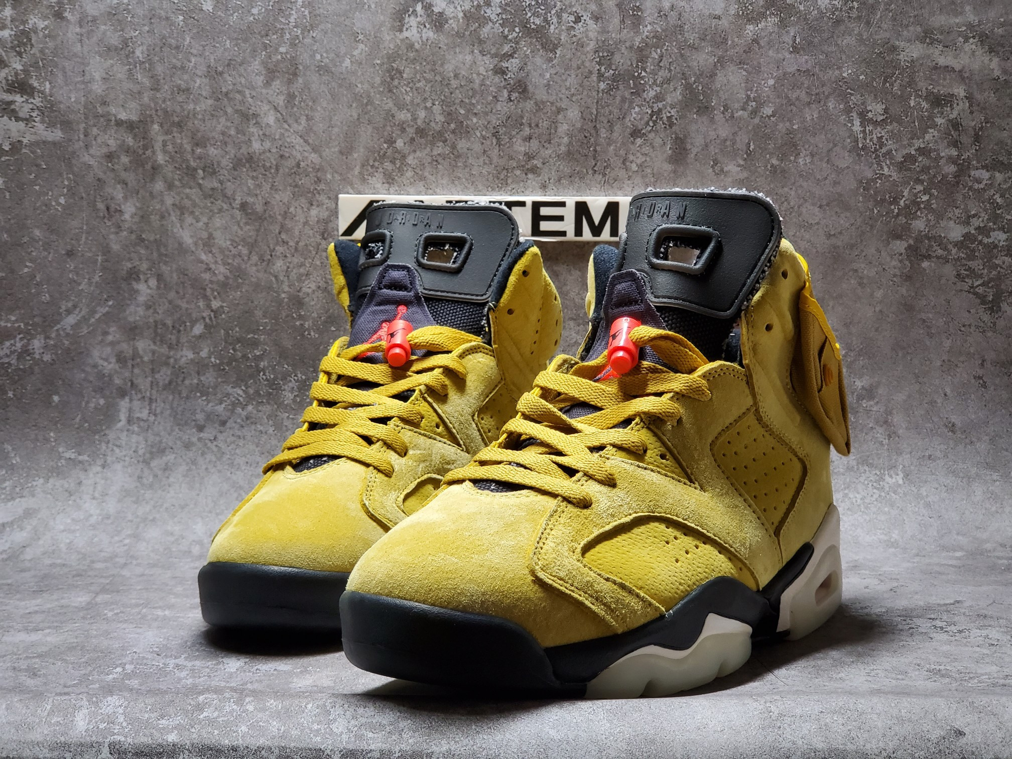 Air Jordan 6 Travis Scott X Retro Cactus Jack Yellow