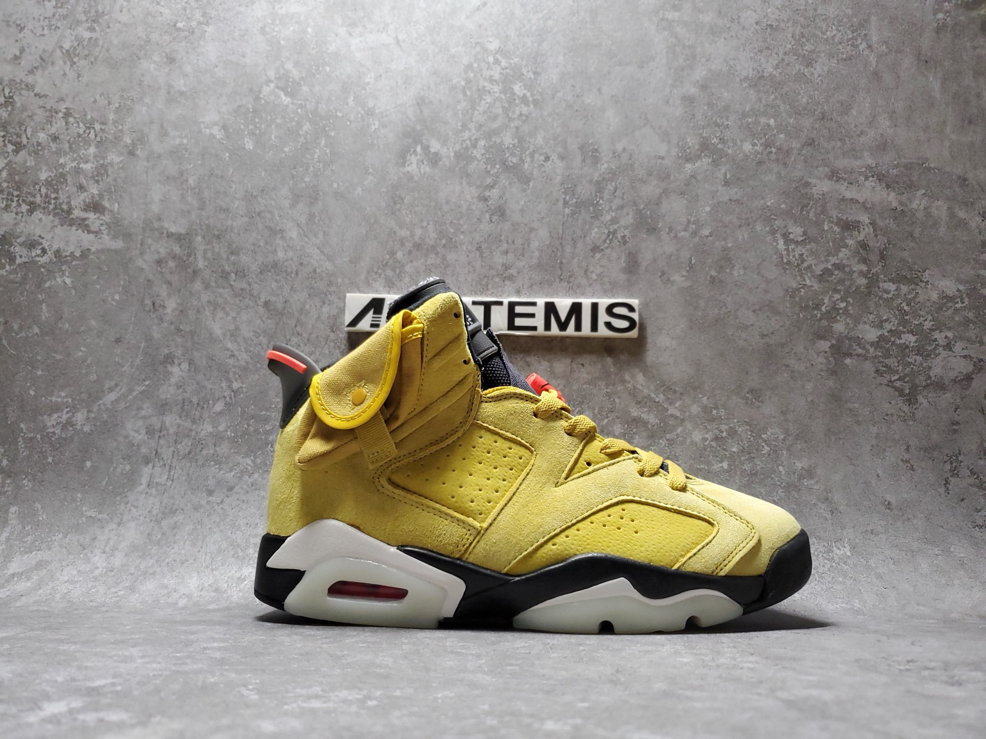 Air Jordan 6 Travis Scott X Retro Cactus Jack Yellow