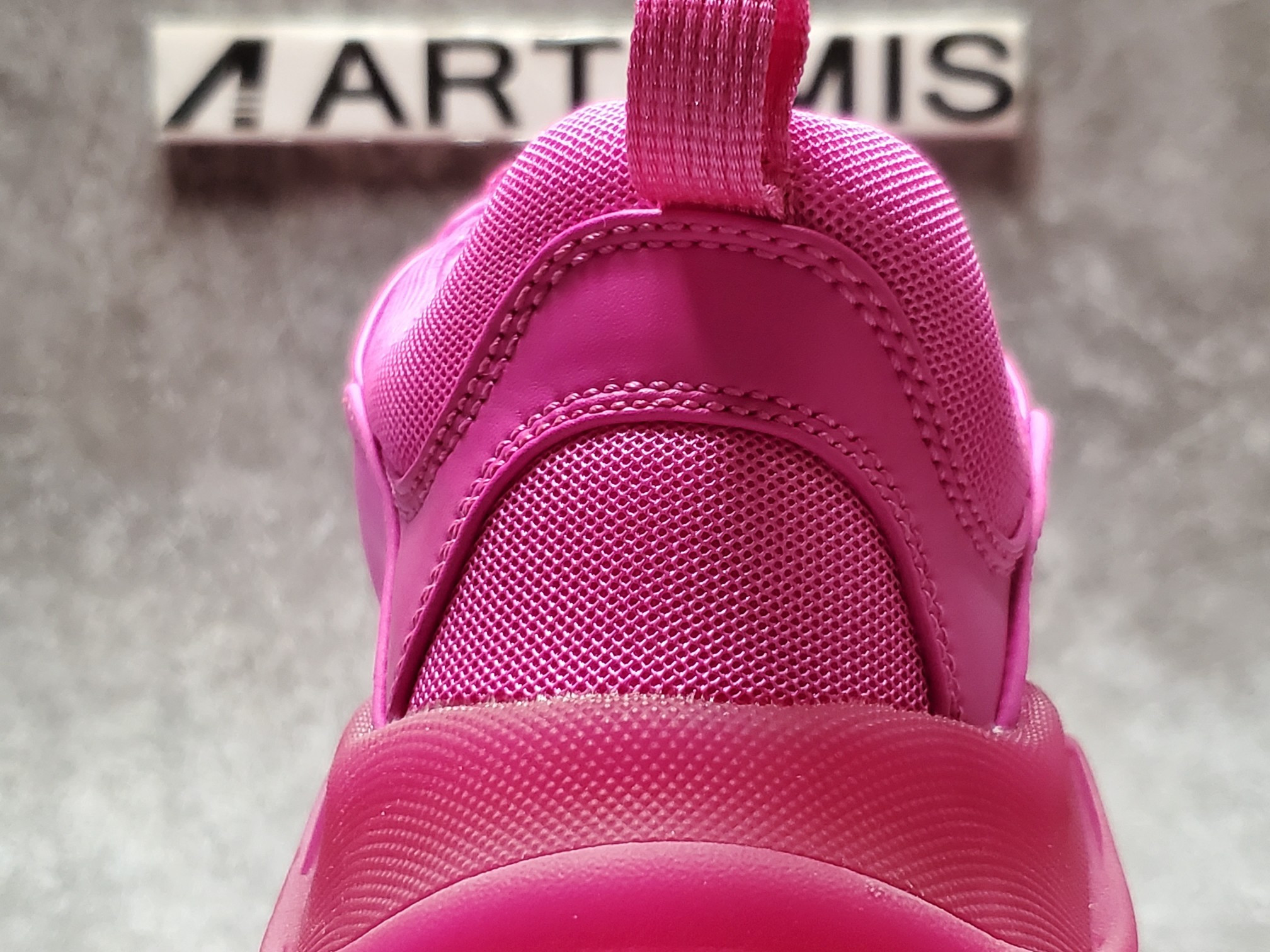 Balenciga Triple S Pink