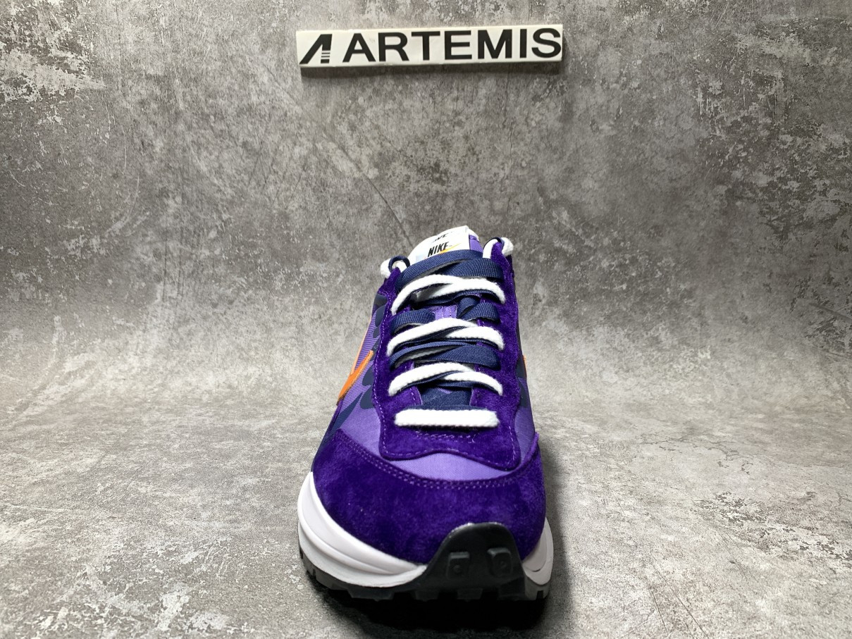 Nike Vaporwaffle Sacai Dark Iris