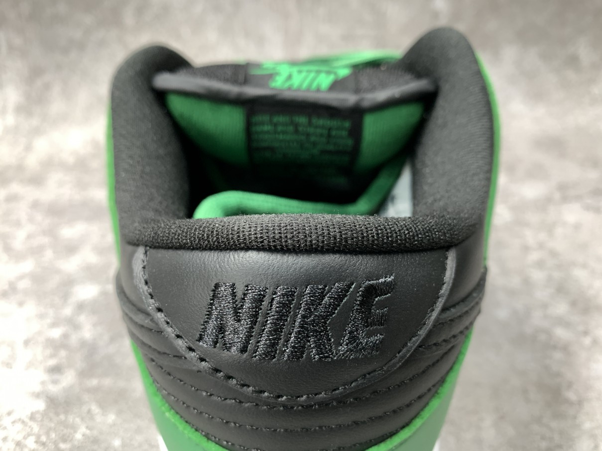 Nike SB Dunk Low Classic Green