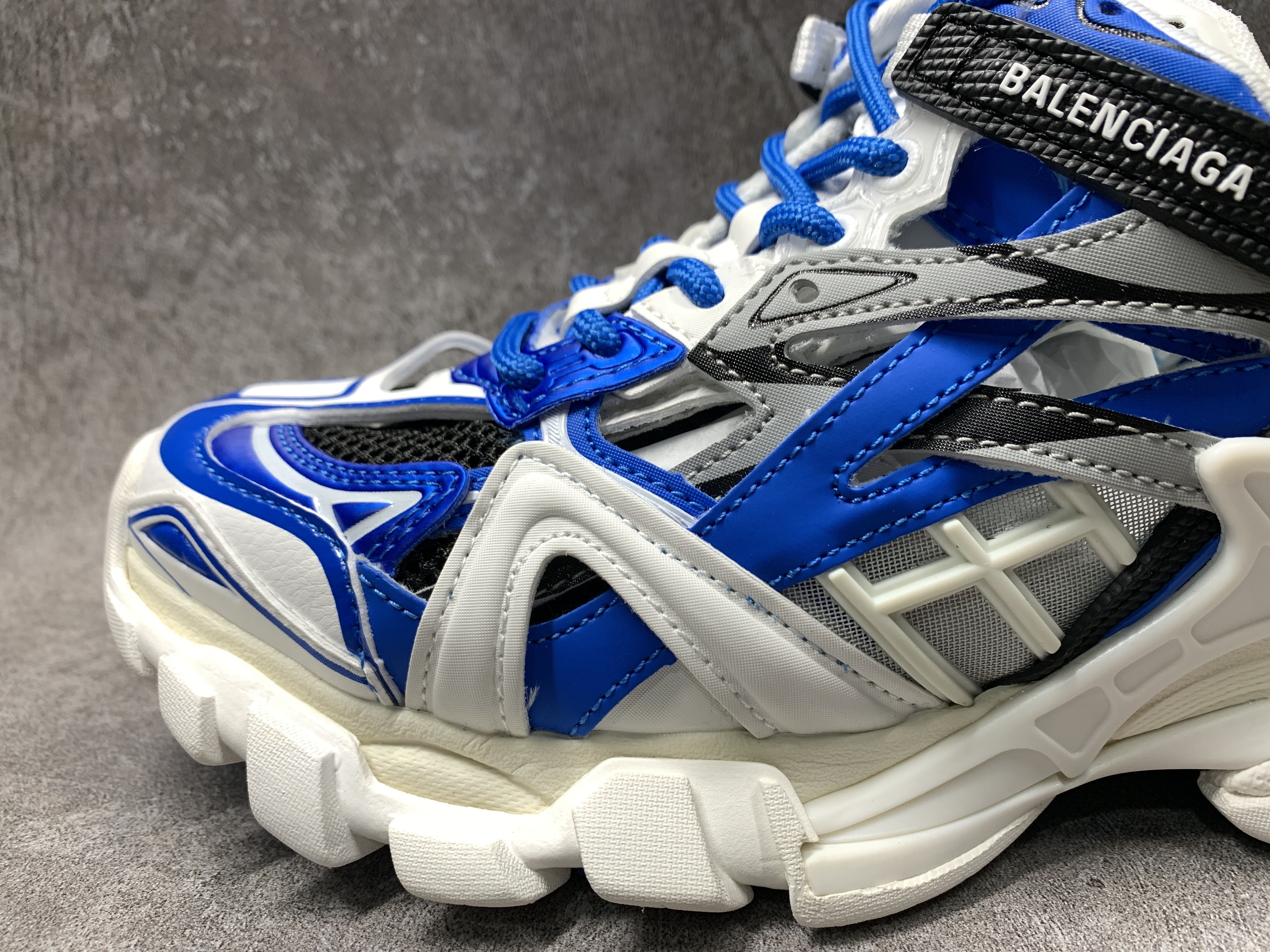 Balenciga TRACK.2 OPEN SNEAKER BLUE