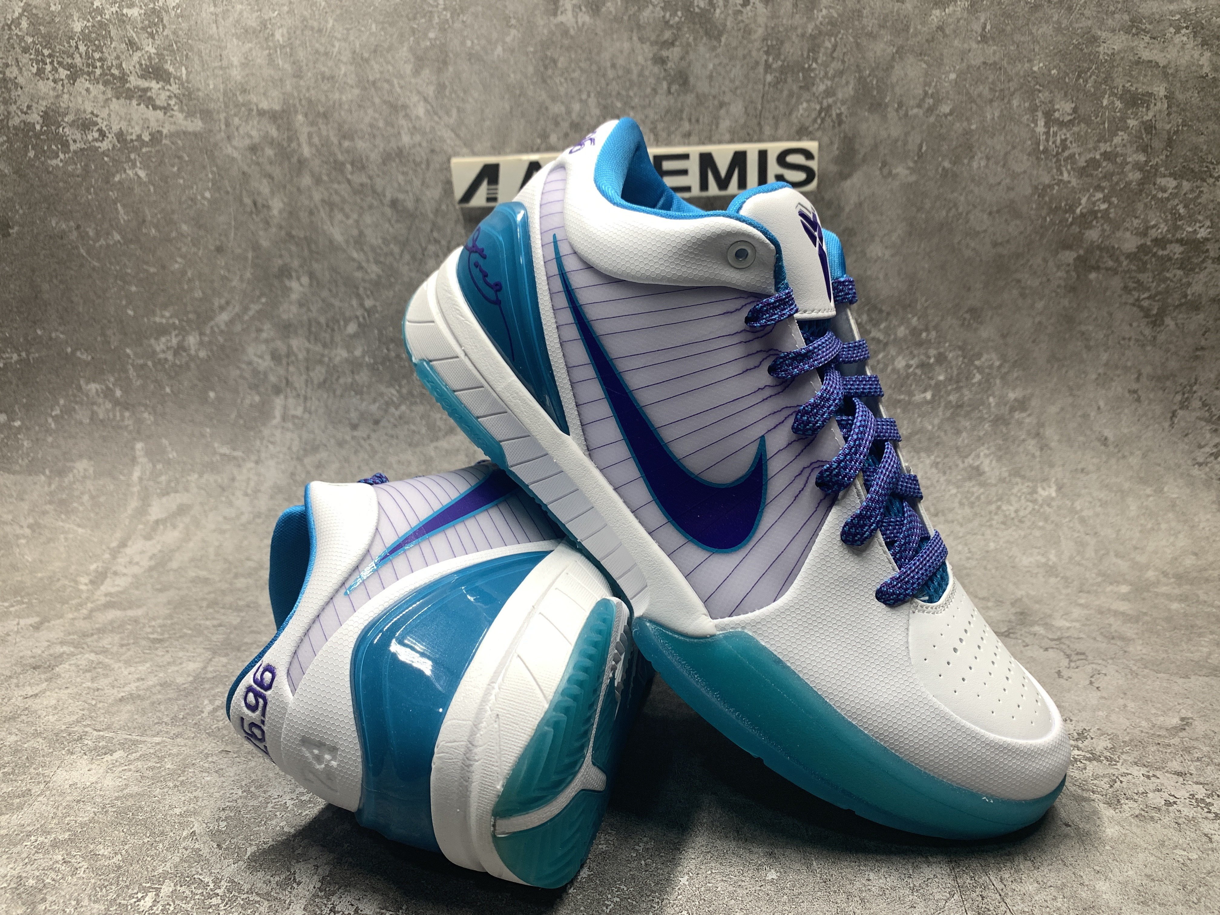 Nike Kobe 4 Protro Draft Day Hornets