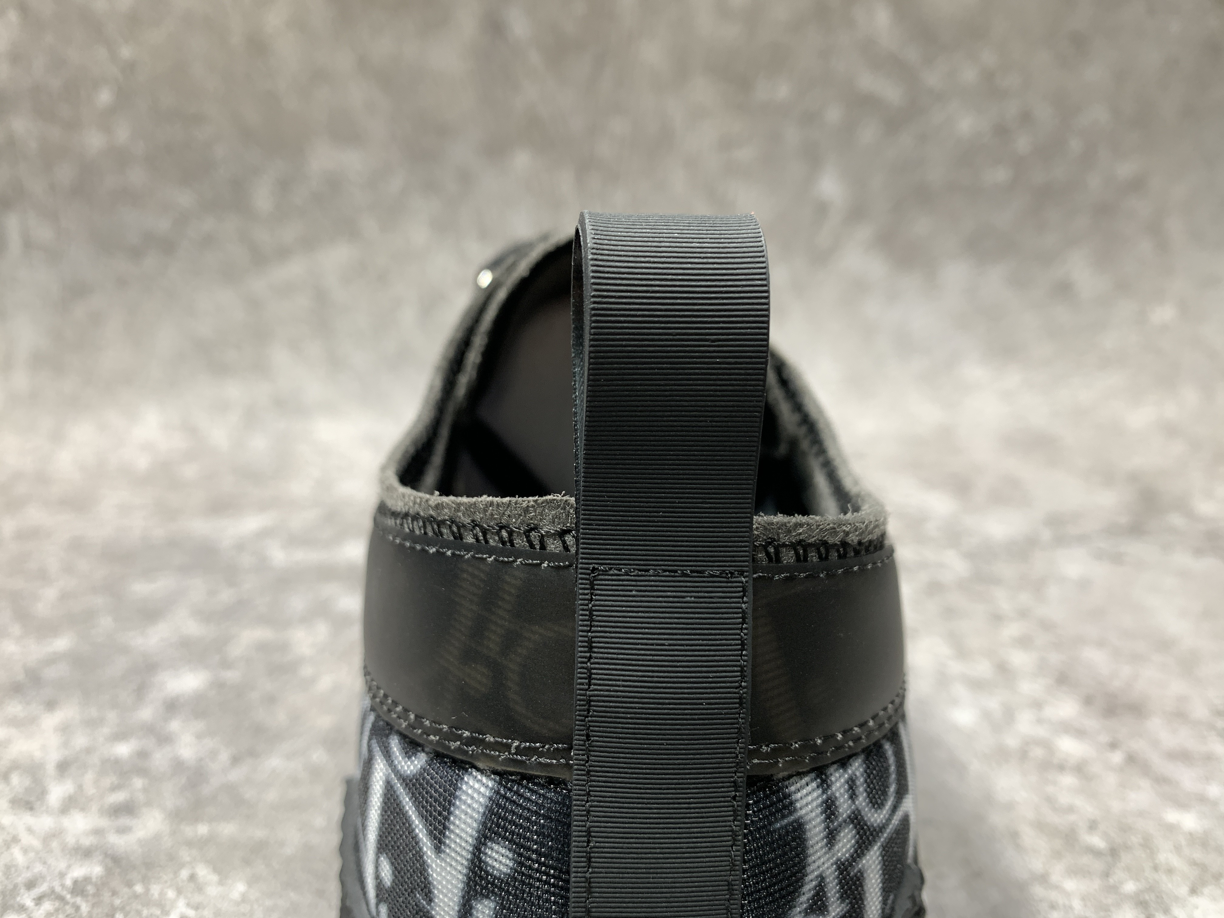D*or b23 low top canvas oblique black