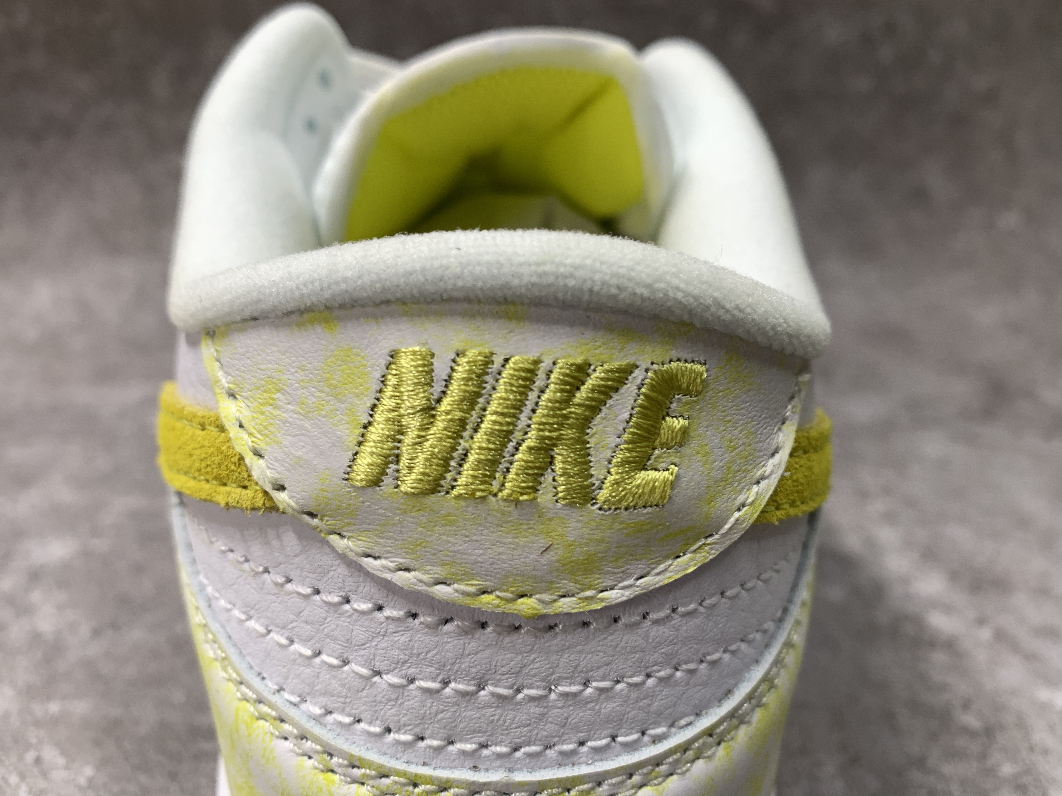 Nike Dunk Low Yellow Strike