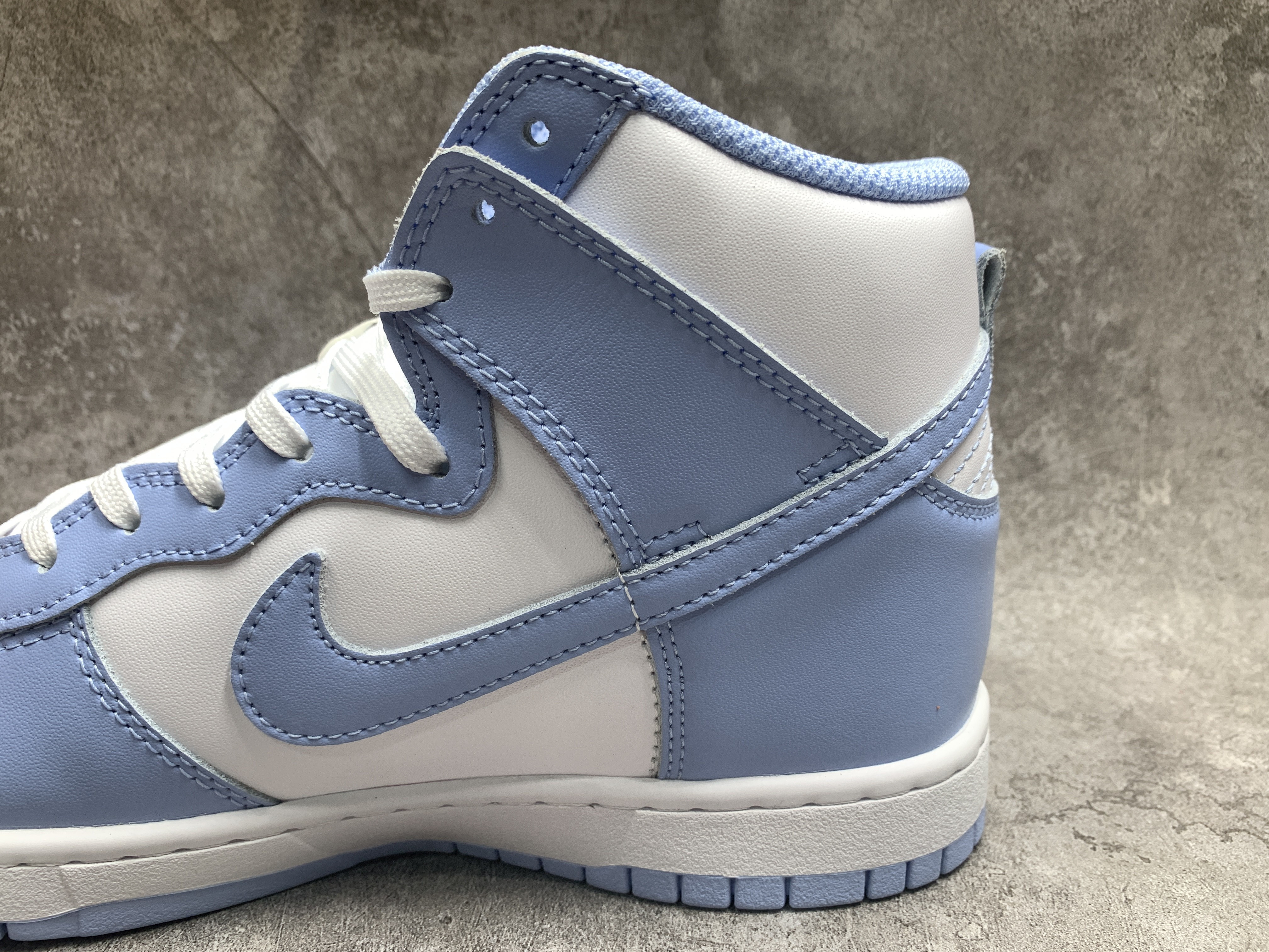 Nike Dunk High Aluminum
