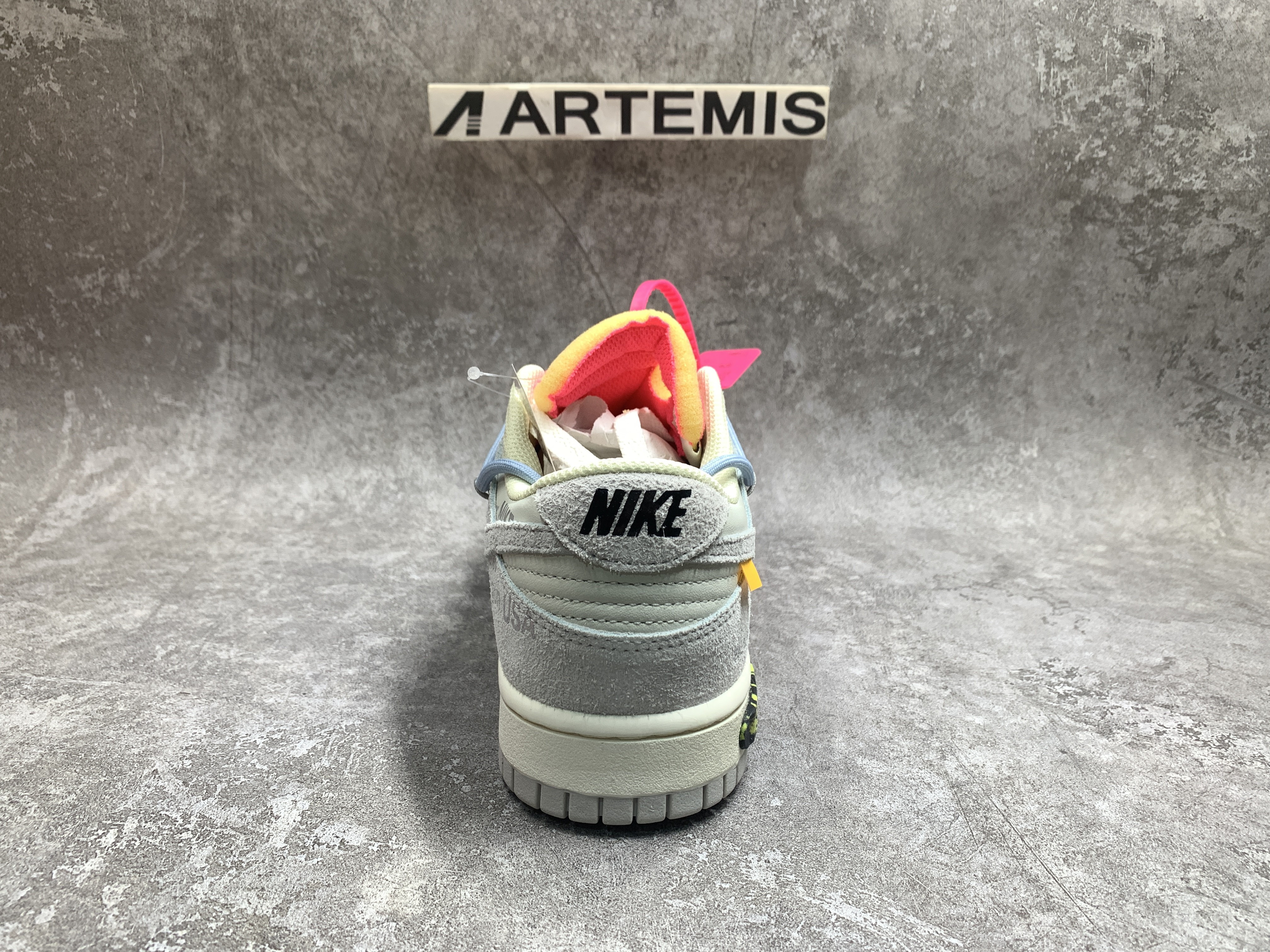 Off-White x Dunk Low Lot 38 of 50