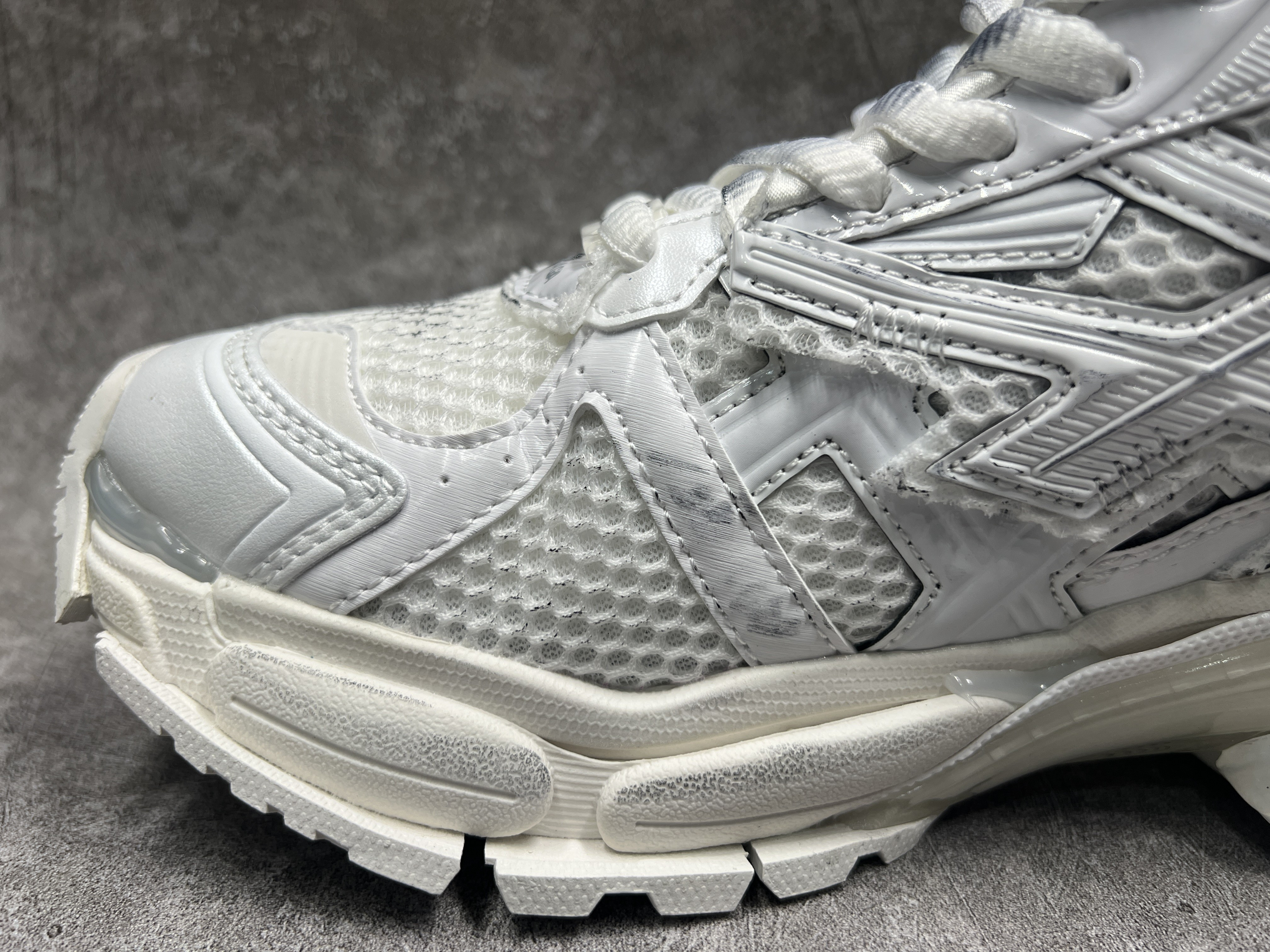 Balenciga Runner White