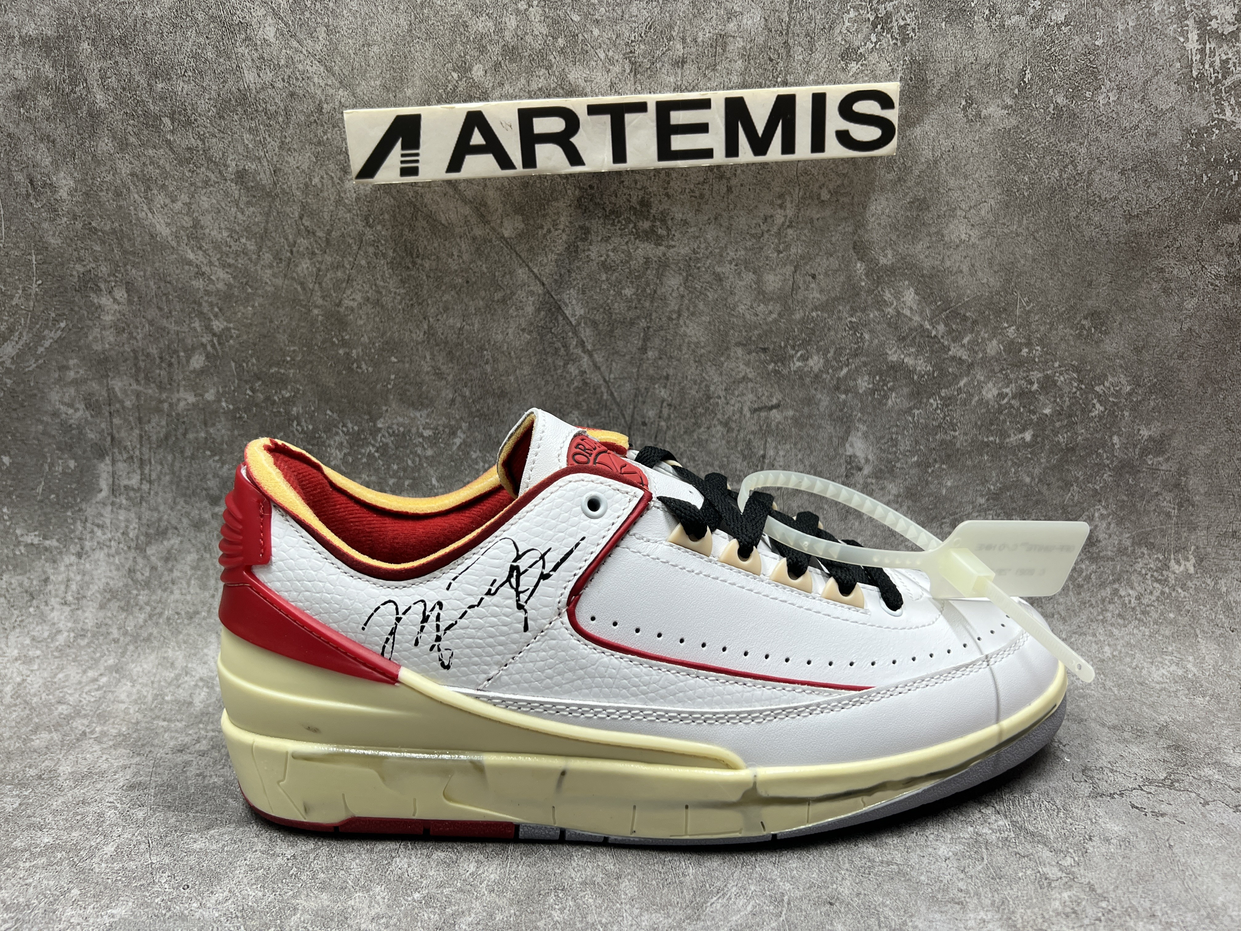 Air Jordan 2 Retro Low SP Off-White White Red