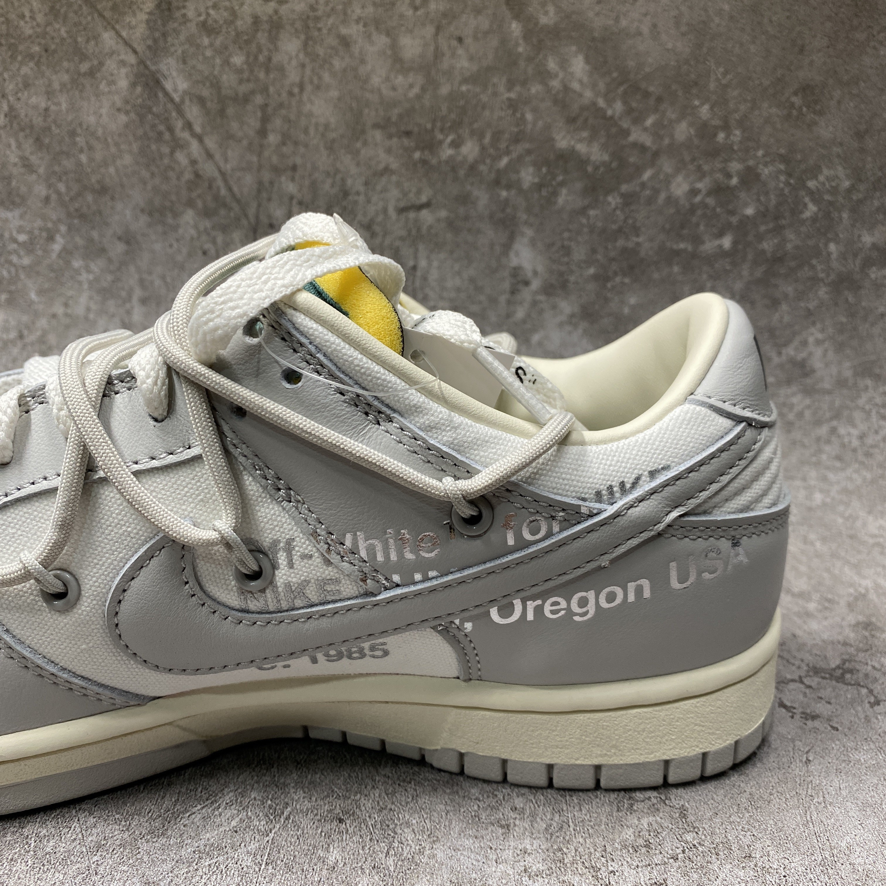 Nike Dunk Low Off-White Lot 42