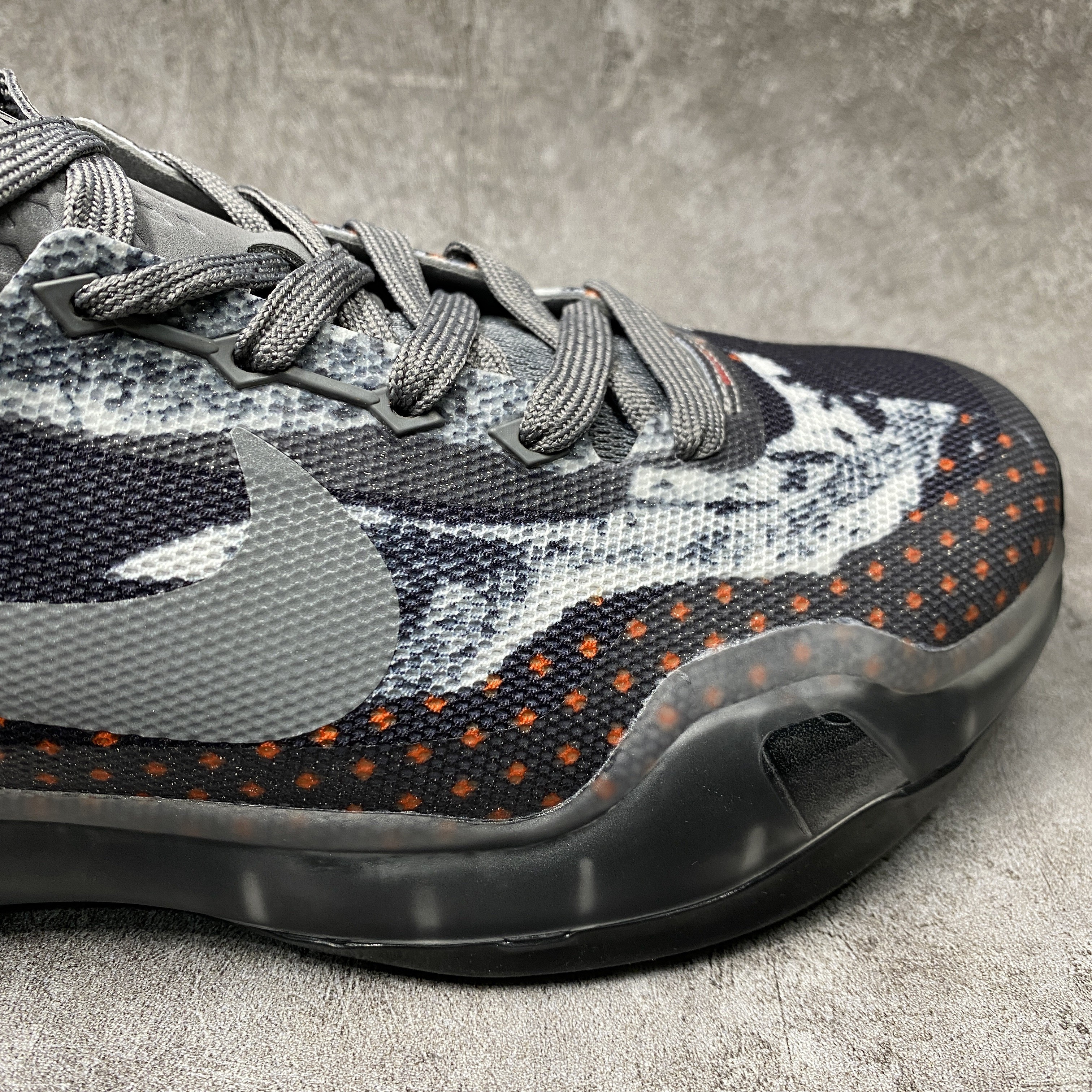 Nike Kobe 10 Pain