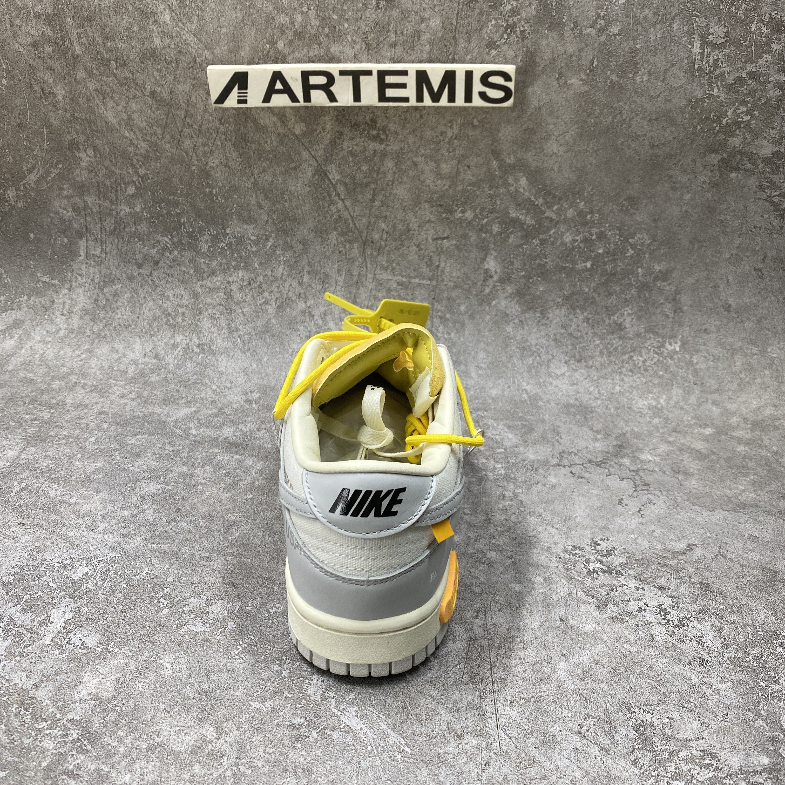 Nike Dunk Low Off-White Lot 29