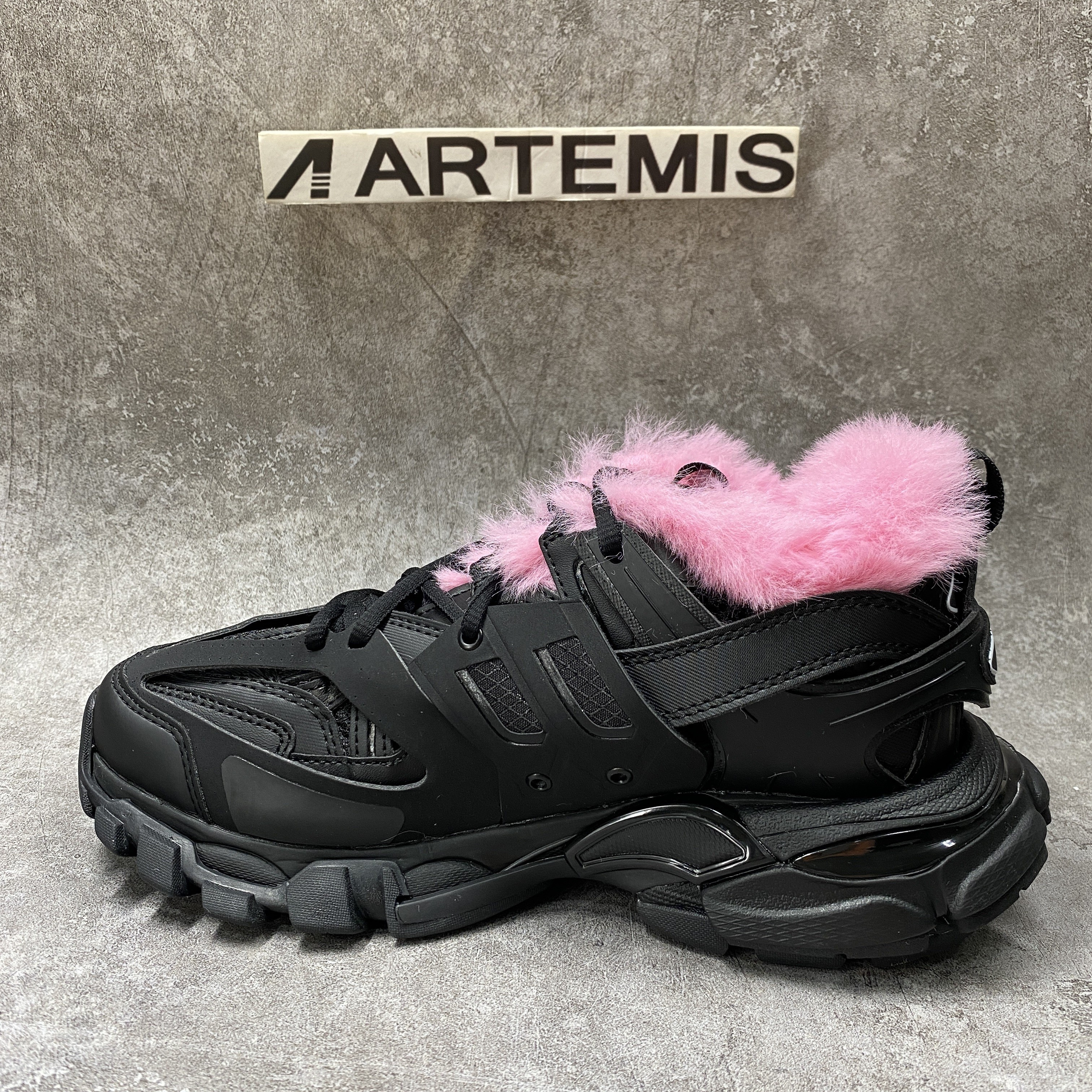 Balenciga Track Sneaker Pink Fur