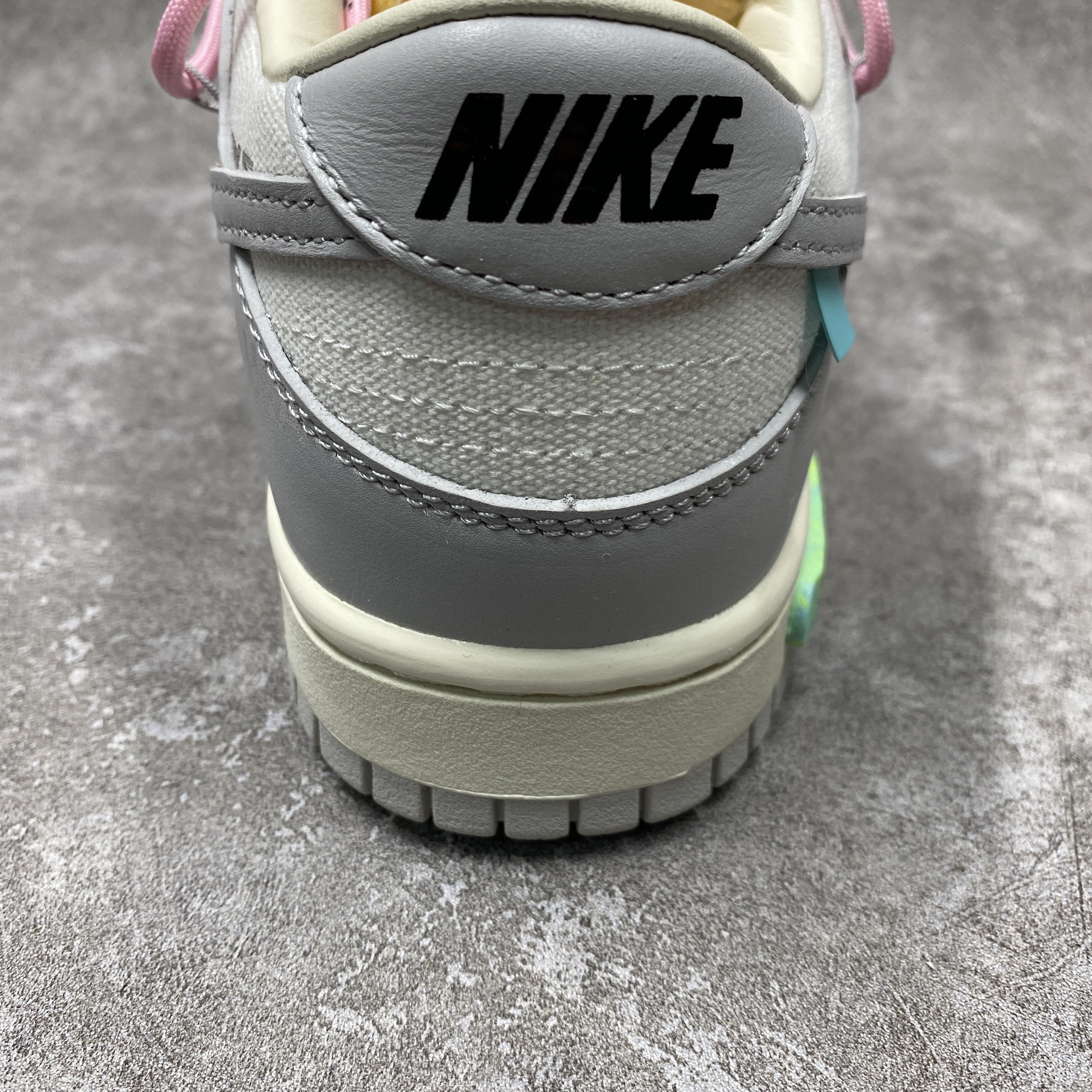 Nike Dunk Low Off-White Lot 9