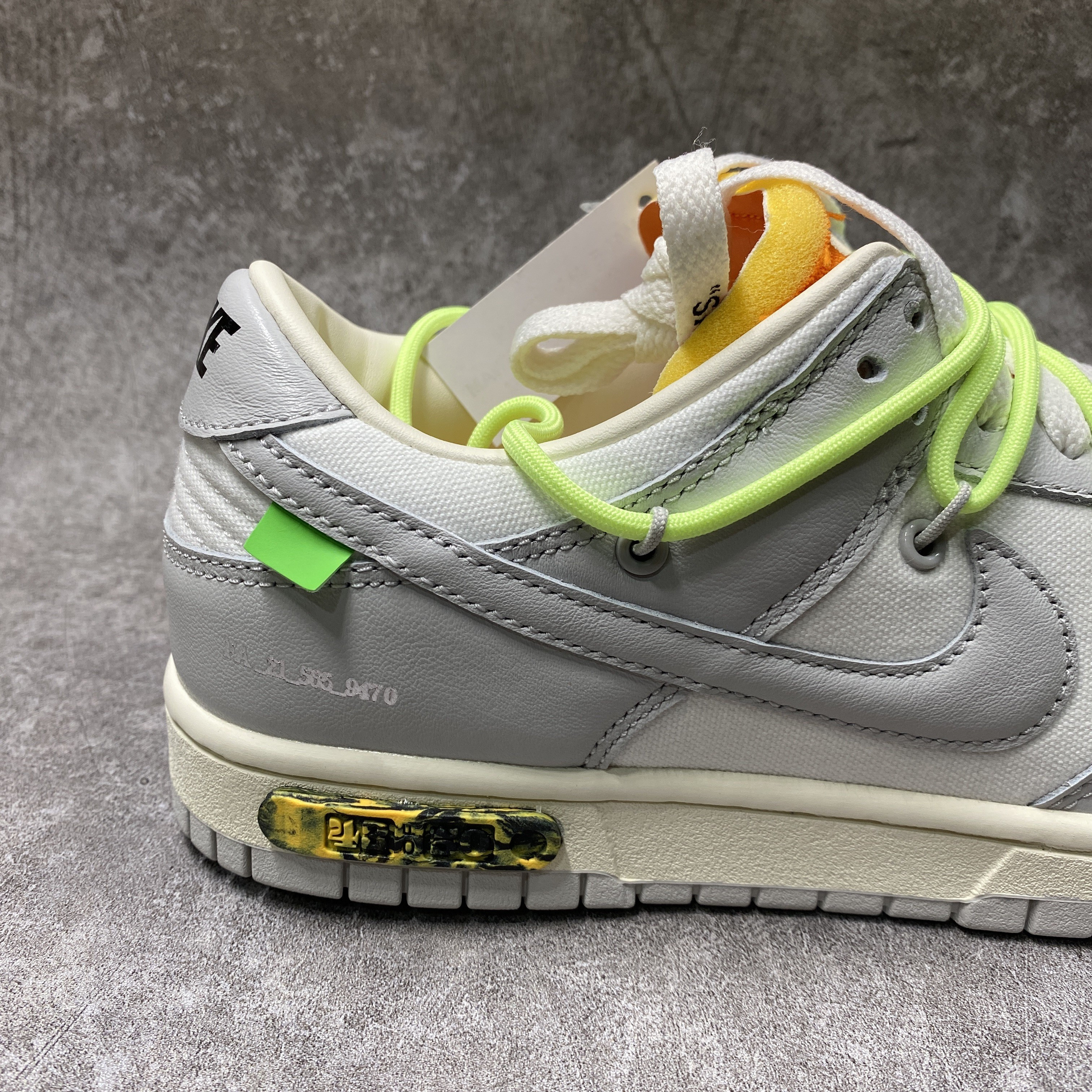 Nike Dunk Low Off-White Lot 43