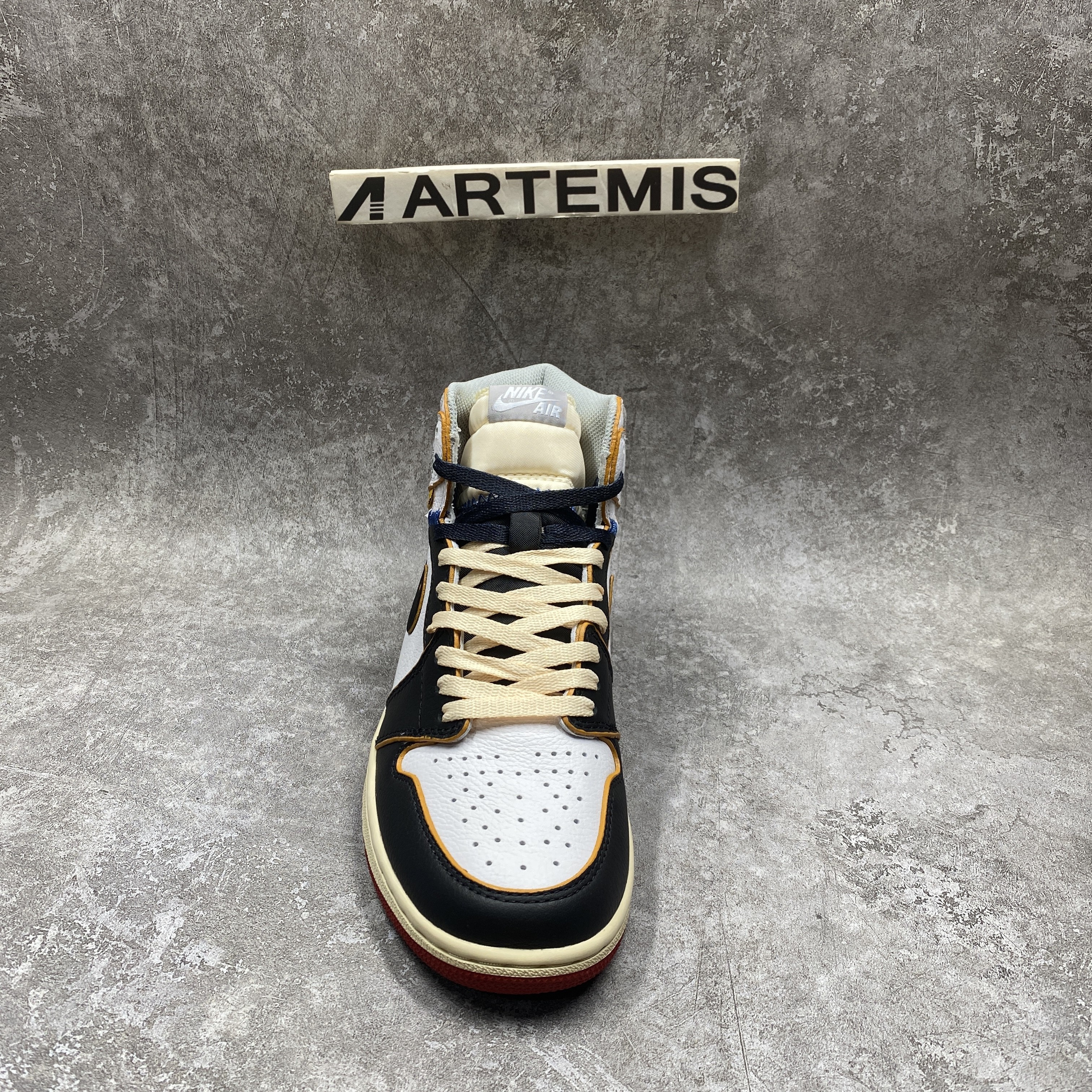 Air Jordan 1 Retro High Union Los Angeles Black Toe