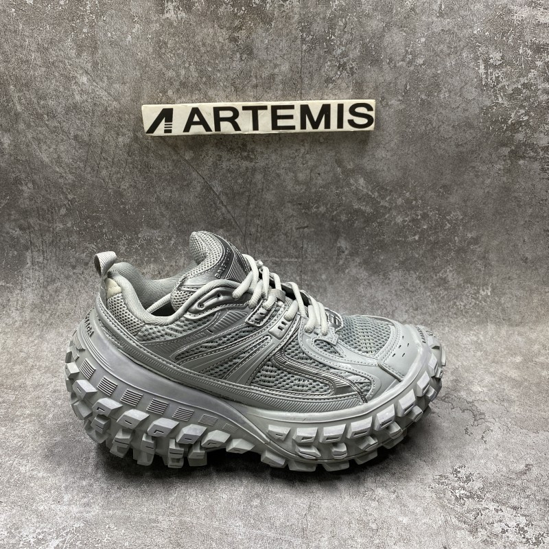 Balenciga Defender Grey